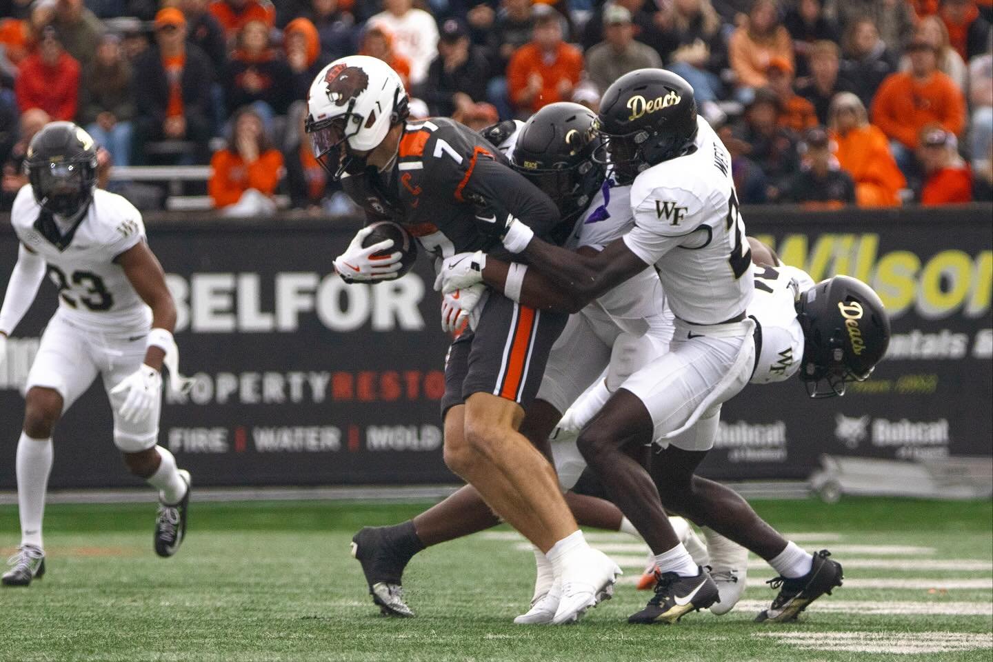 Oregon State vs Wake Forest: Football &mdash;&mdash;&mdash;
Last game for Coach Trent Bray, after a tough 0&ndash;7 streak for the Beavers

@thedailybaro 
@beaverfootball 

#beaverfootball #sportsphotographer #oregonstate #trentbray