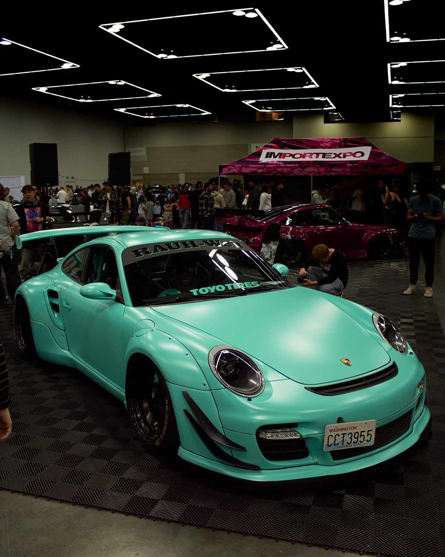 Import EXPO 2025
pt.1

-
-
owner : @rwb_seattle @phantasykolors 
-
-

#ImportExpo
#PortlandCarShow
#RWBPorsche
#RauhWeltBegriff
#WidebodyPorsche
#ToyoTires
#CarCulture
#ModifiedPorsche
#CarShow
#AutomotiveLifestyle
#CarScenePNW
#Porsche911
#CarPhotog