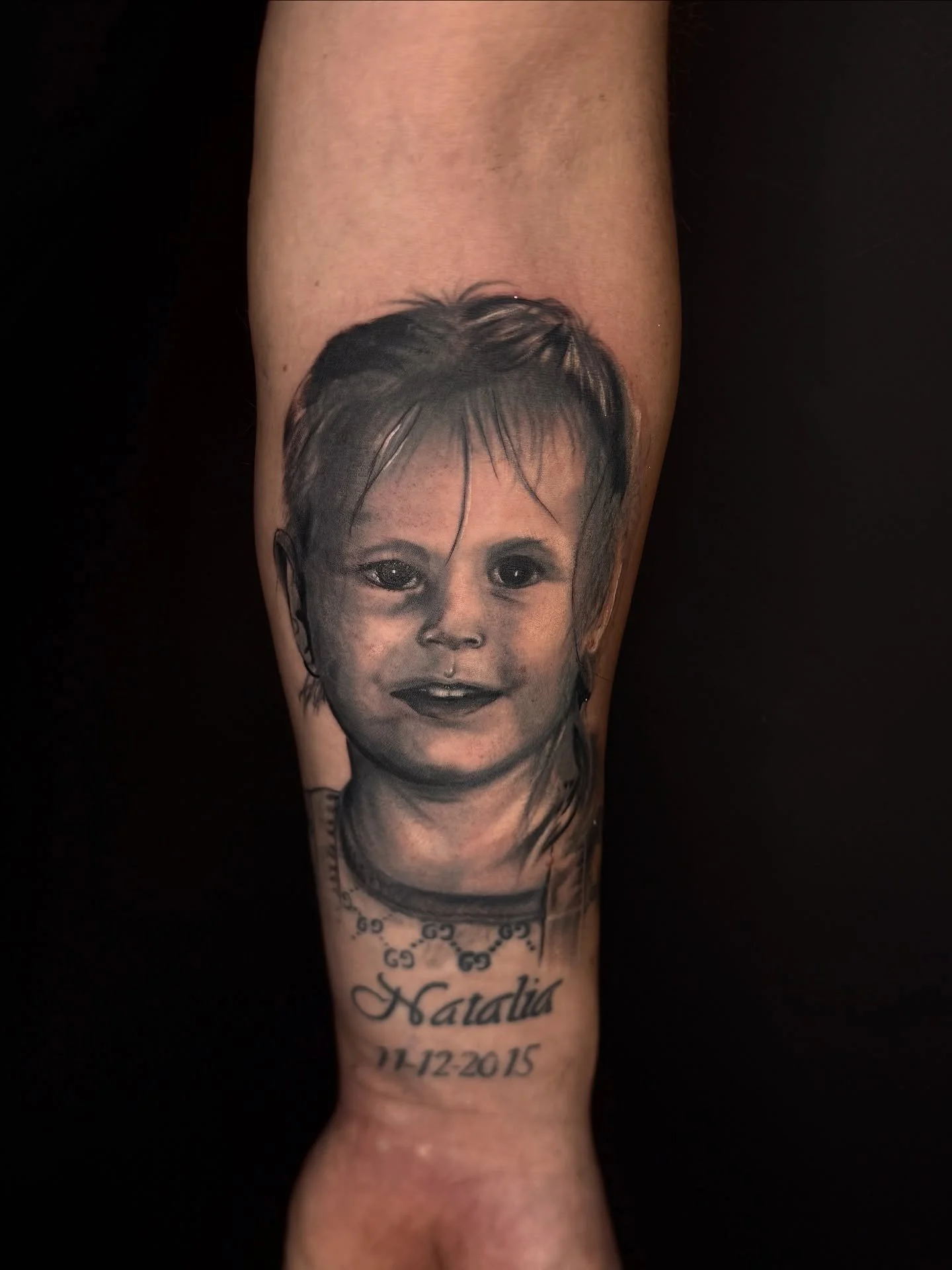 Cover up 🫵🏻🔥#coveruptattoo #portraittattoo #tattoorealistic #realismtattoos #inkskin #blackandgreytattoo