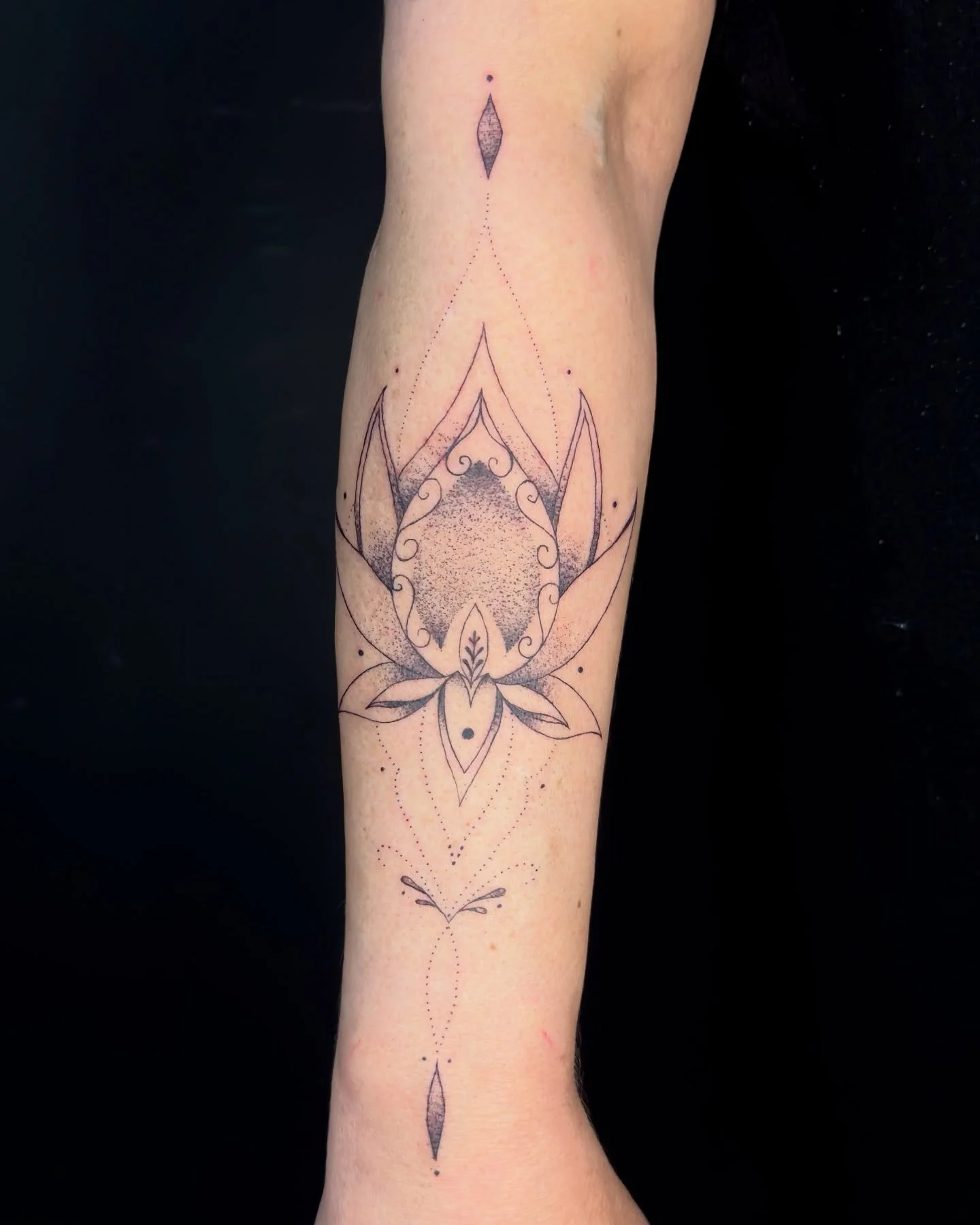 Lotus in my vision 🪷#finelinetattoos#tattooideas#tattoodesign