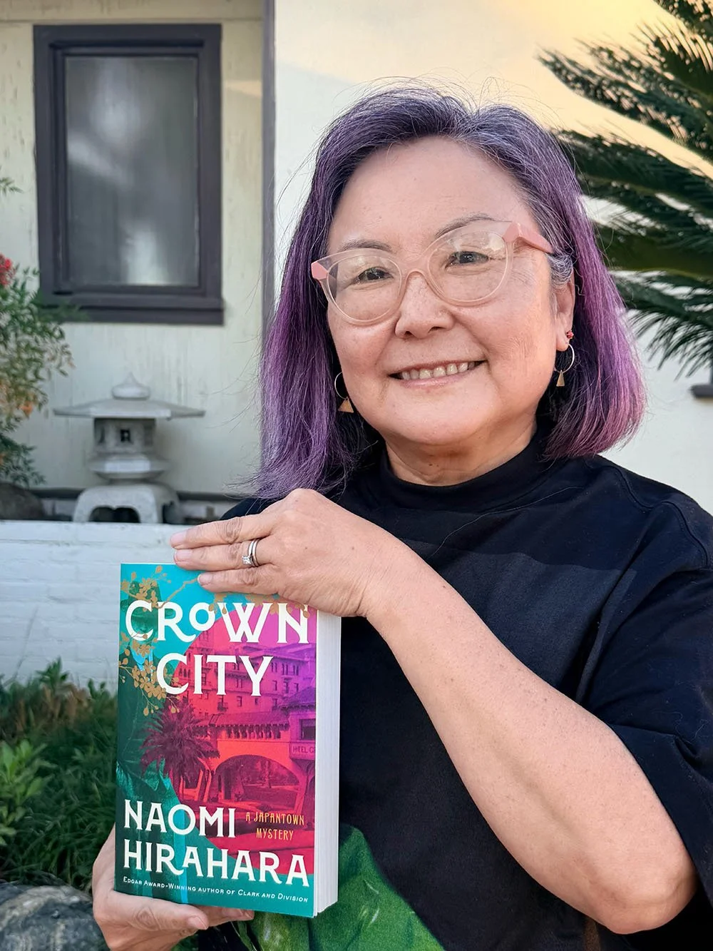 Naomi Hirahara
