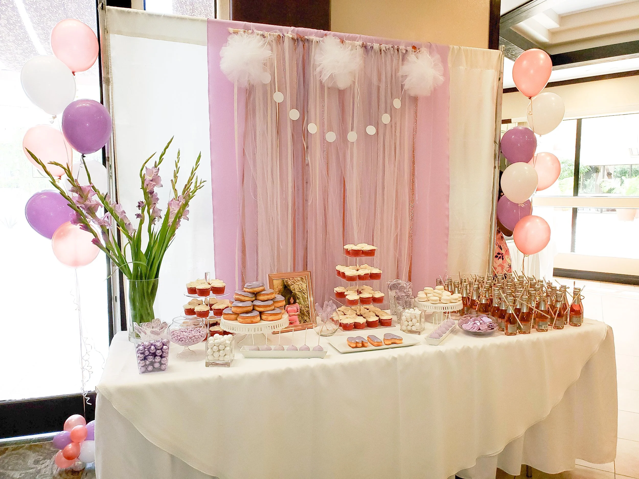 Baby Shower Decor copy.JPG