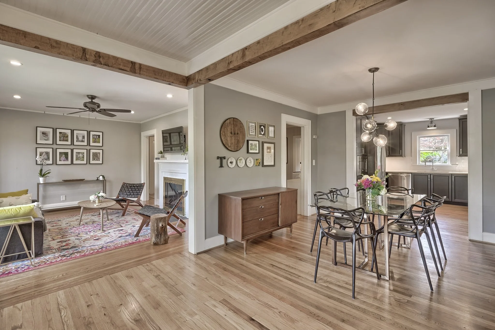 DiningRoom (4).jpg