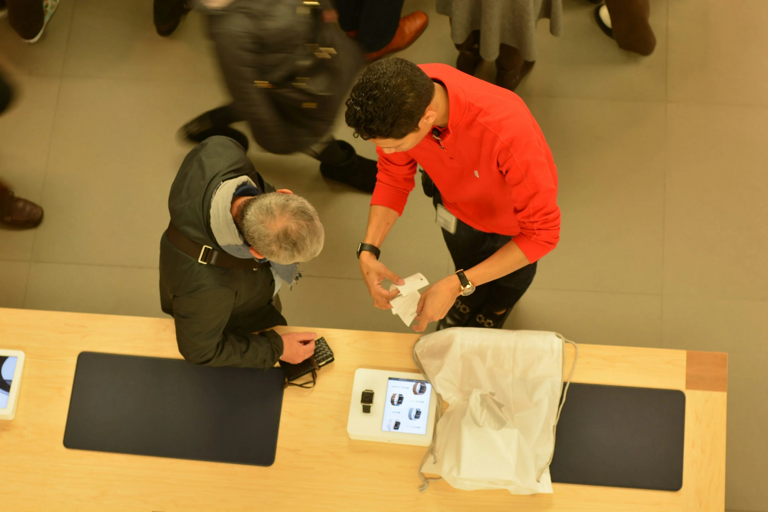 Retail's EX-Factor: The Impact of Employee Experience on Customer Satisfaction