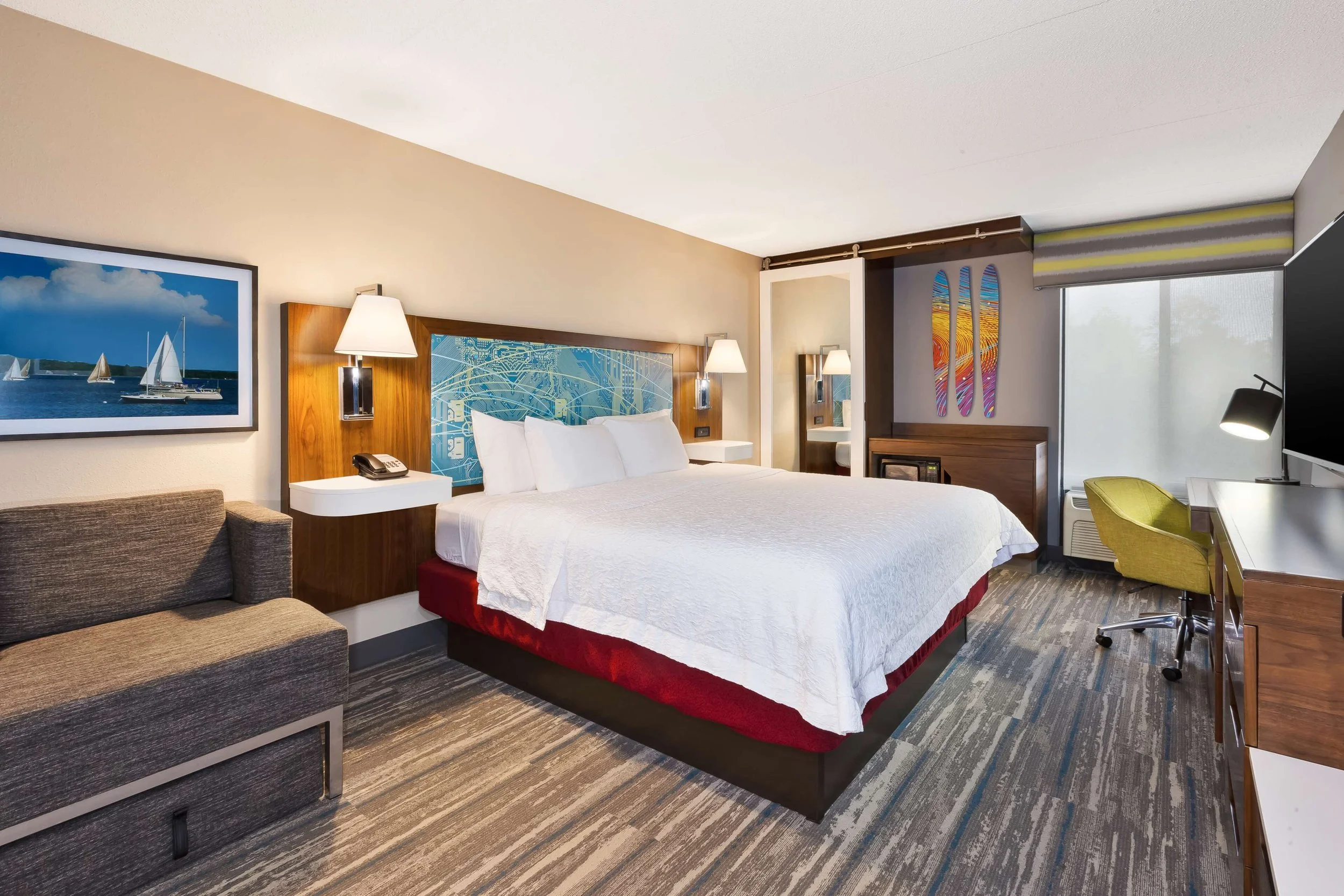 guestroom01.jpg