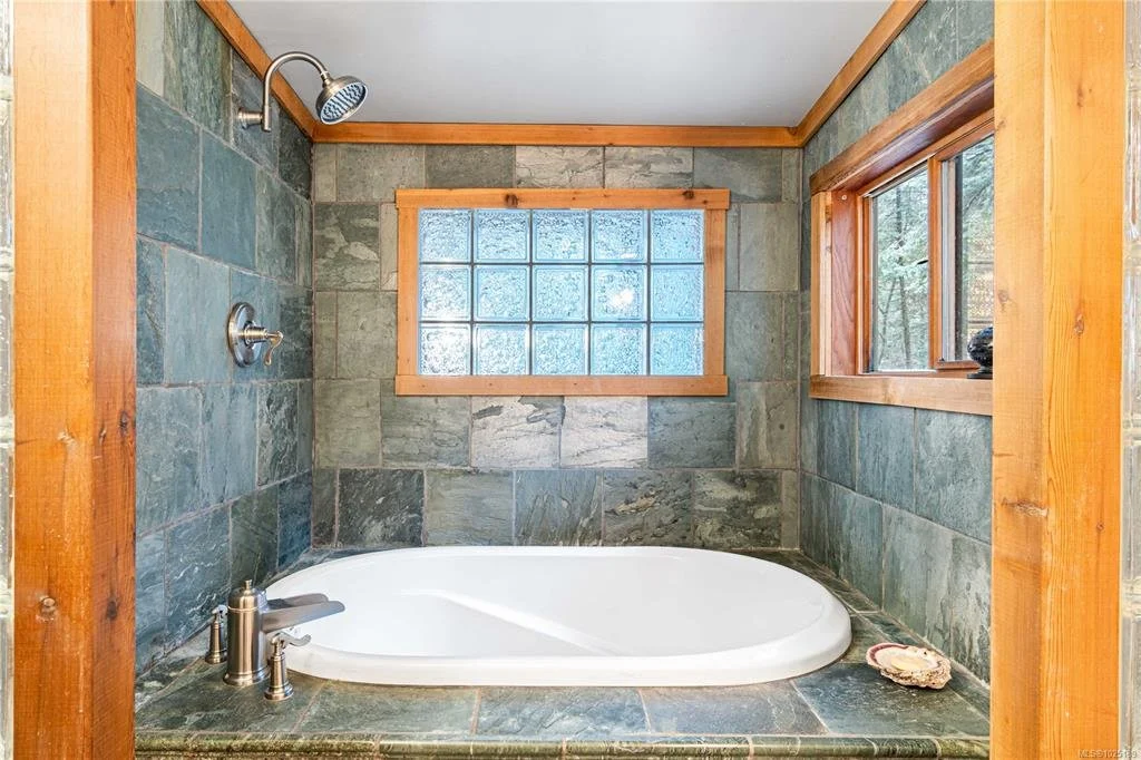 Vancouver Island Real Estate, Nanaimo Real Estate, Comox Valley Real Estate, Parksville Real Estate, Qualicum Real Estate, Port Alberni Real Estate, Tofino Real Estate, Uculete Real Estate, Nanoose Real Estate, Ladysmith Real Estate, Lantzville Real 