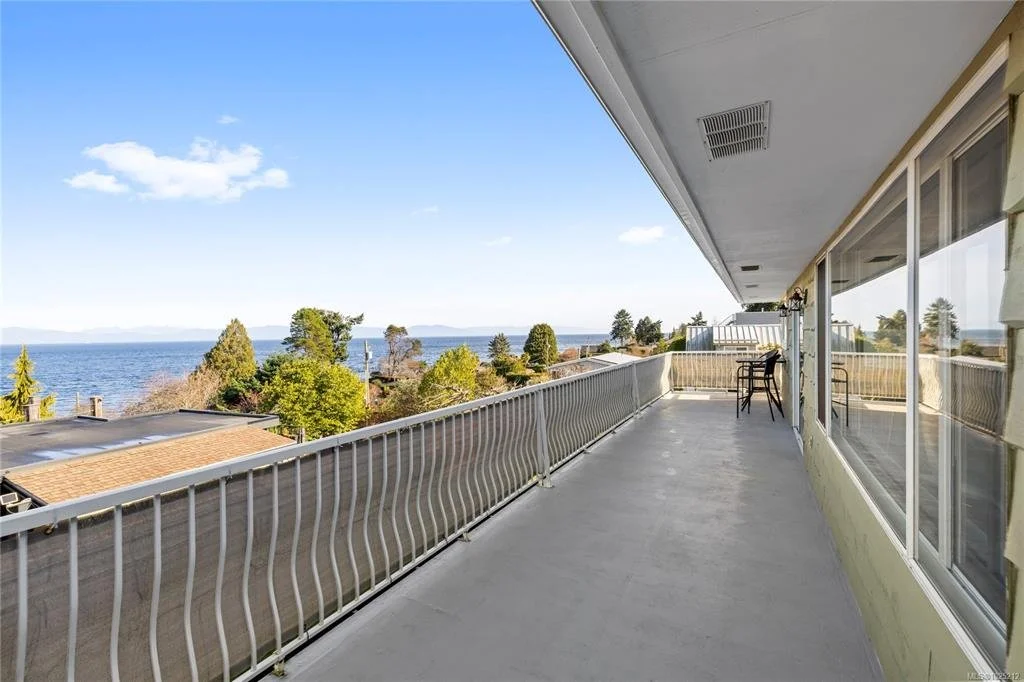 Vancouver Island Real Estate, Nanaimo Real Estate, Comox Valley Real Estate, Parksville Real Estate, Qualicum Real Estate, Port Alberni Real Estate, Tofino Real Estate, Uculete Real Estate, Nanoose Real Estate, Ladysmith Real Estate, Lantzville Real 