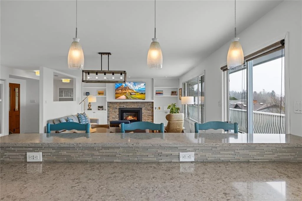 Vancouver Island Real Estate, Nanaimo Real Estate, Comox Valley Real Estate, Parksville Real Estate, Qualicum Real Estate, Port Alberni Real Estate, Tofino Real Estate, Uculete Real Estate, Nanoose Real Estate, Ladysmith Real Estate, Lantzville Real 