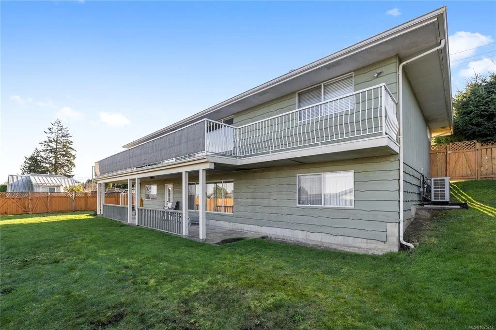 Vancouver Island Real Estate, Nanaimo Real Estate, Comox Valley Real Estate, Parksville Real Estate, Qualicum Real Estate, Port Alberni Real Estate, Tofino Real Estate, Uculete Real Estate, Nanoose Real Estate, Ladysmith Real Estate, Lantzville Real 