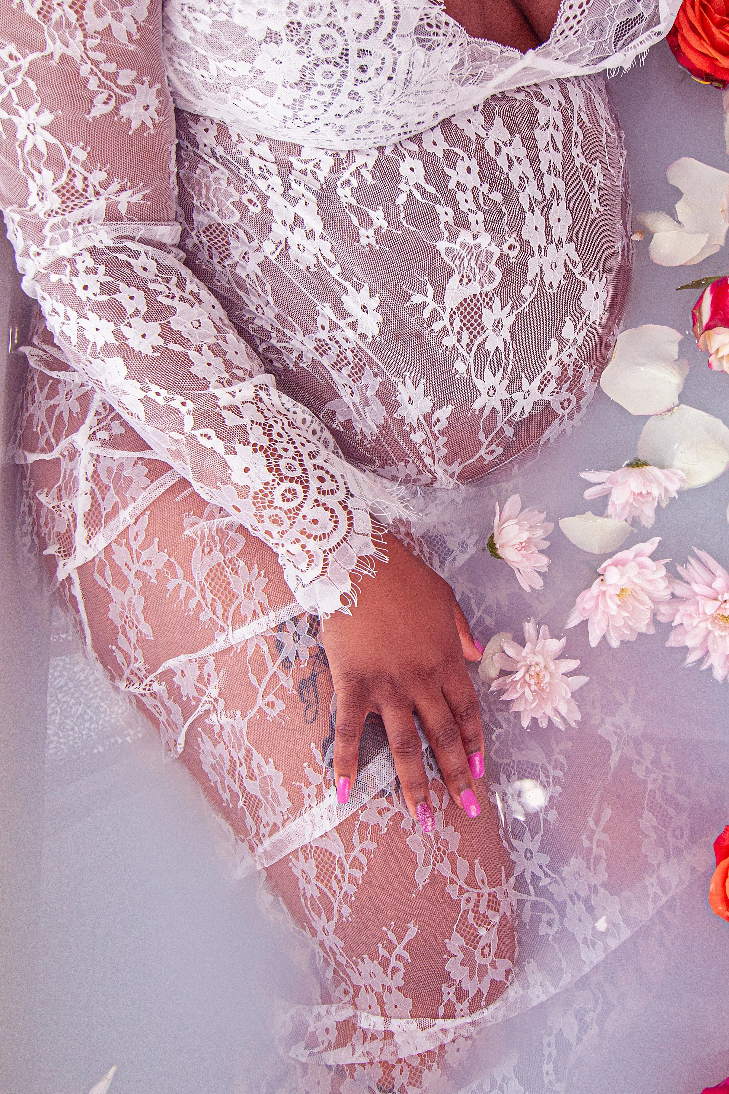 Maternity boudoir portrait with sheer fabric at Say Yes to Jess photography studio Cincinnati
