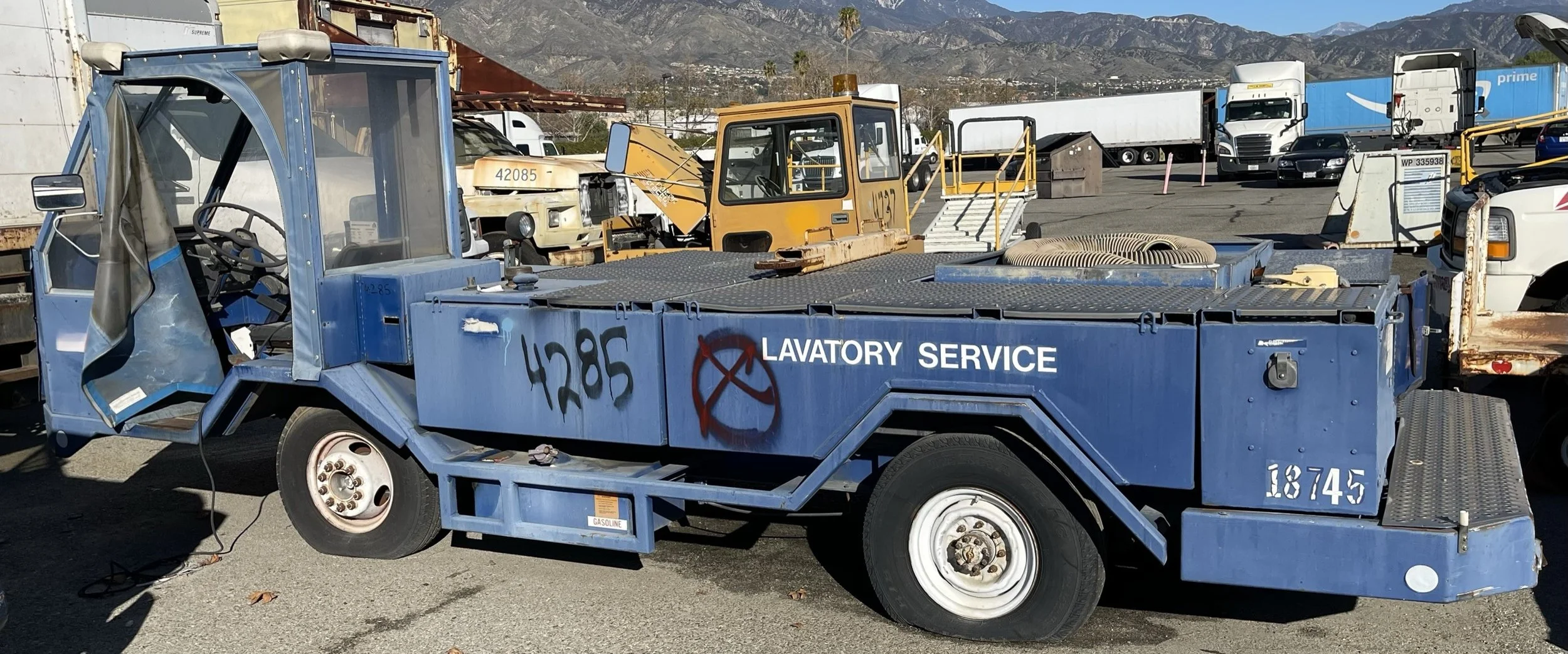 lav truck.JPEG