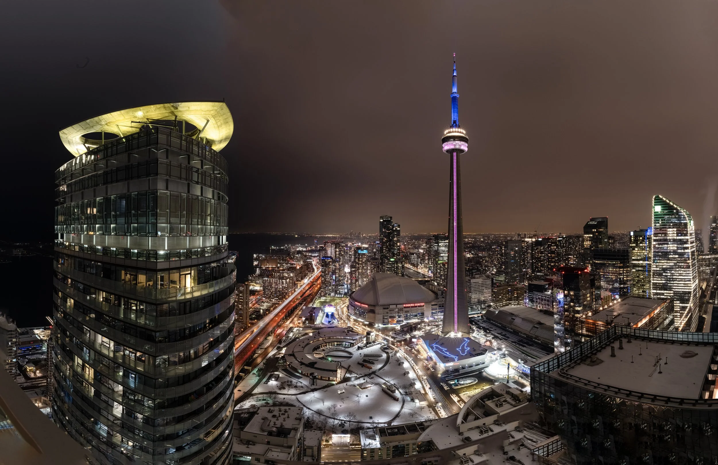 Panorama_Downtown_Toronto_17_x_11.jpg