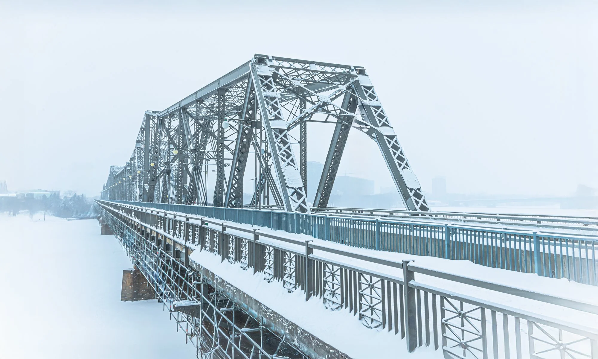 Social_Media_Version_Alexandra_Bridge_Winter_Storm_MLP7365.jpg