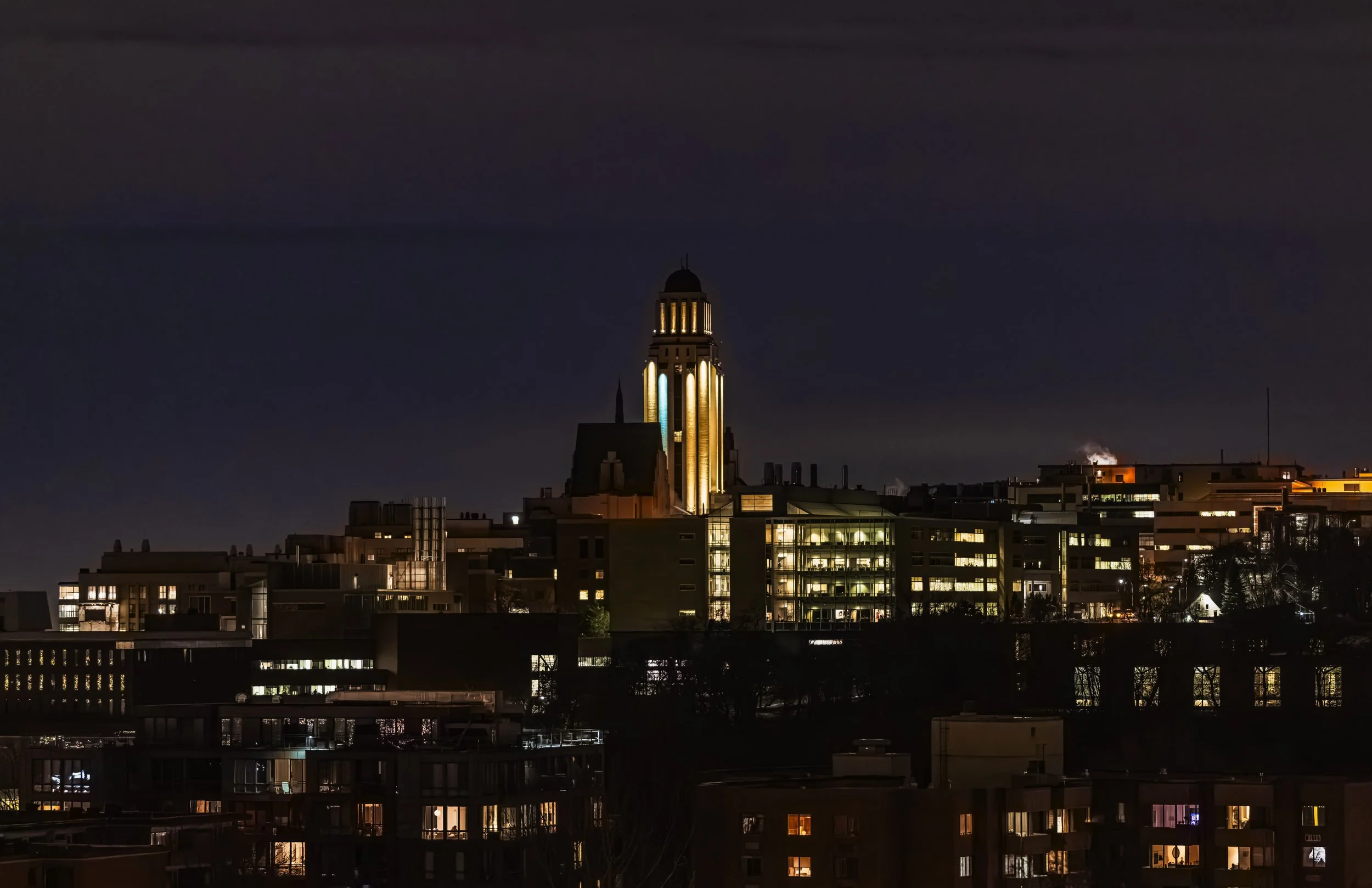 Montréal_UdM_La_nuit_A7R7450_17_x_11.jpg