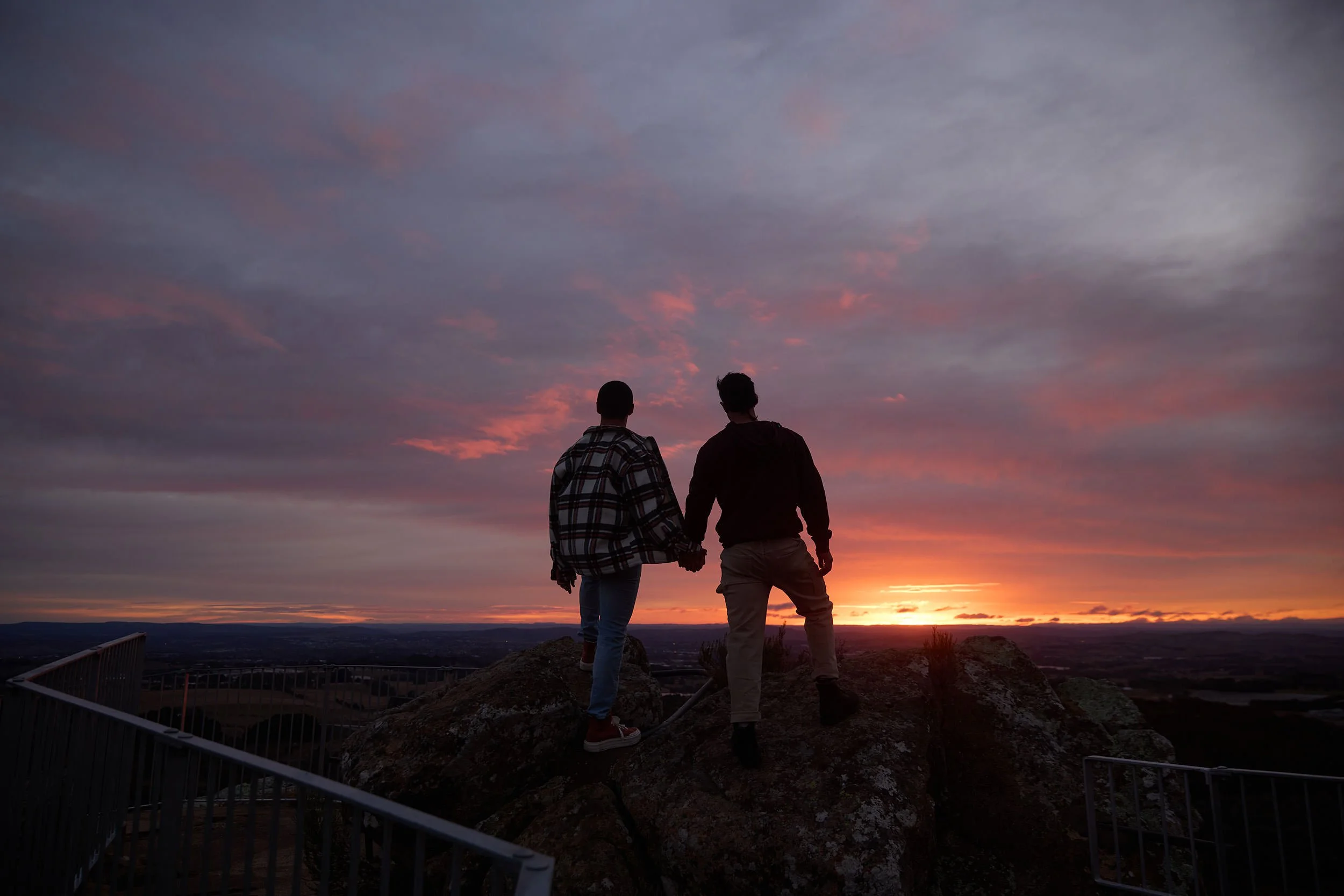 WillHartl_DestinationNSW_Tourism_MidWestern_20250722_Orange_PinnacleLookout_3790.jpg