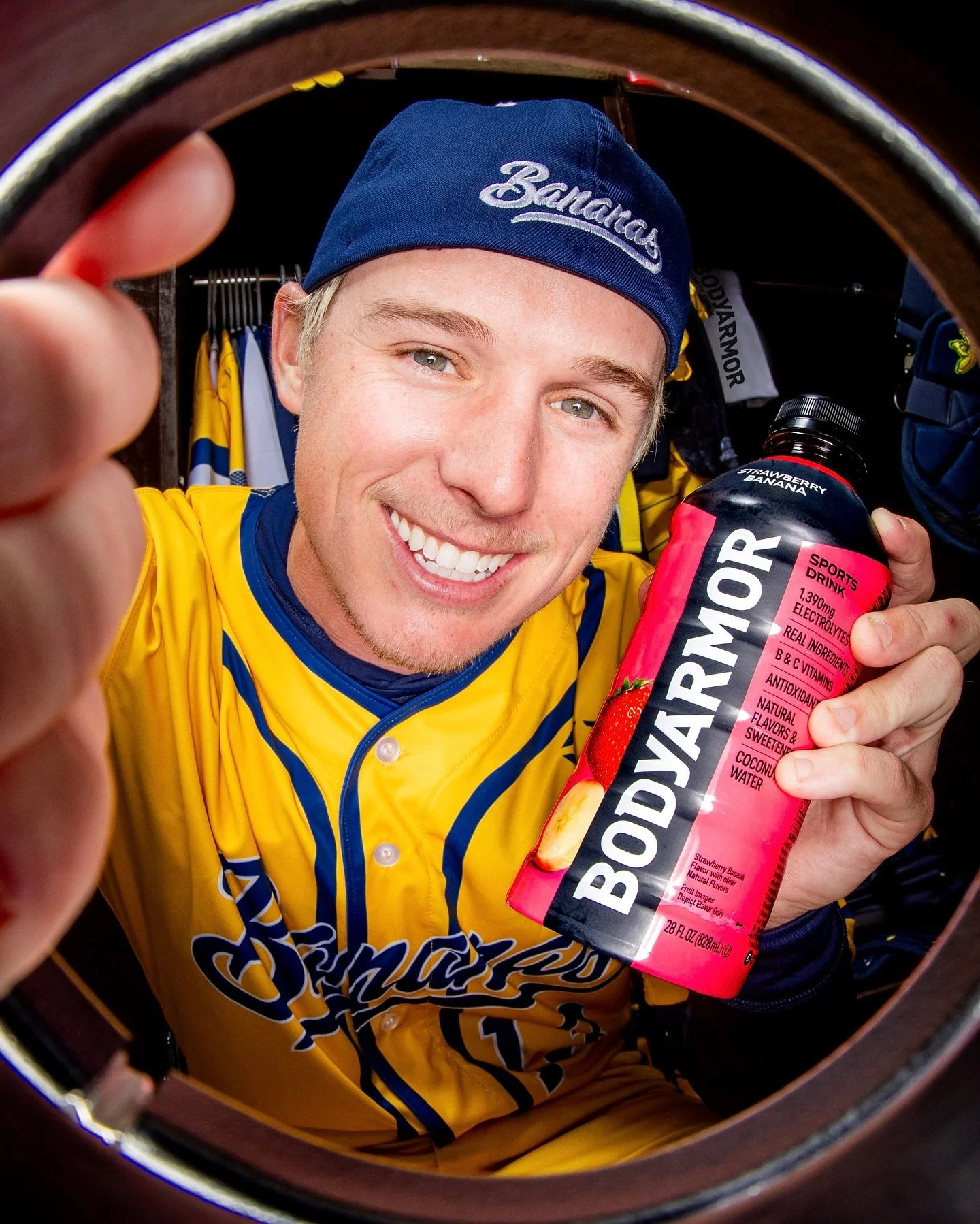 drinkbodyarmor_1757520213_3718671533893342661_15354328.jpg