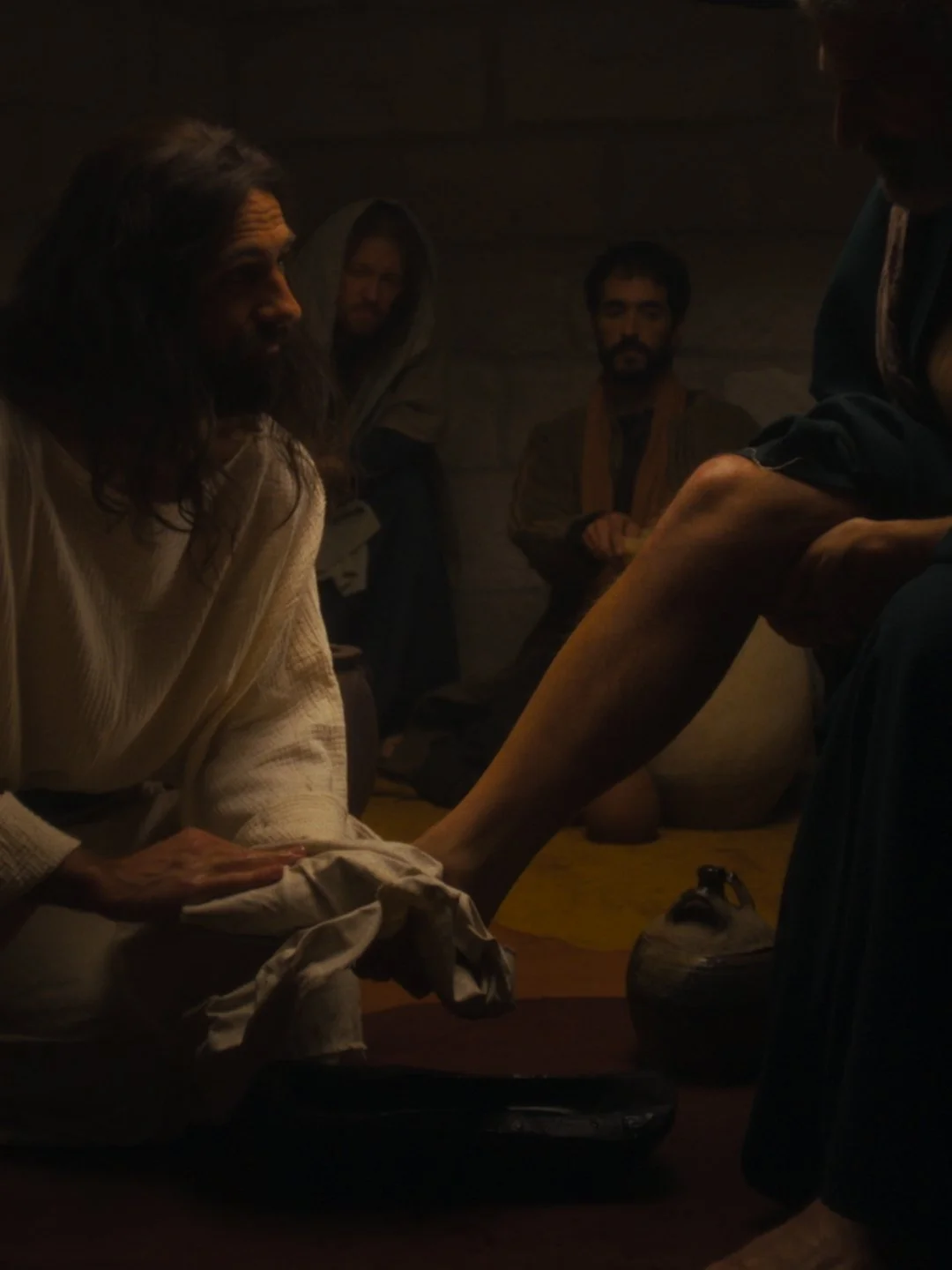 Jesus washing feet.jpg