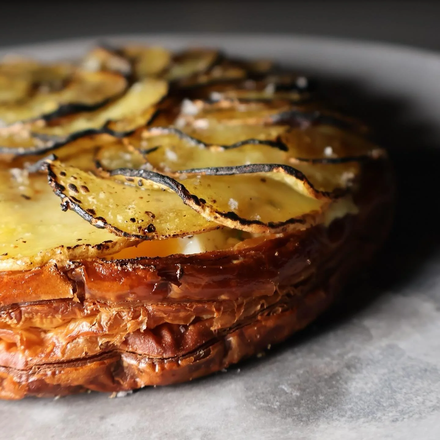 Salt Cod - Soft Egg - Potato Pie

#pieseason #saltcod #crisppotato #tart #fishpie