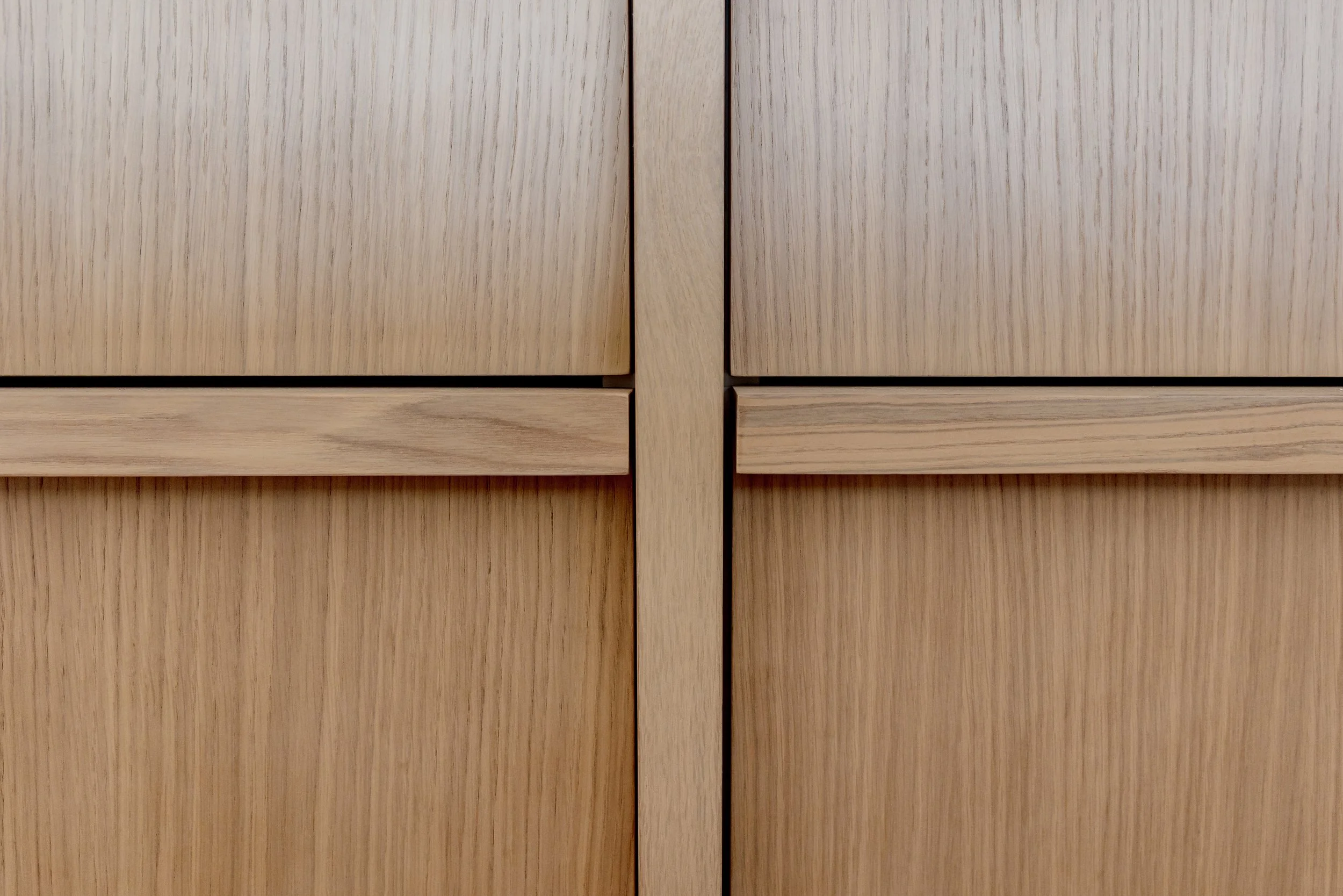 Choosing the Right Materials for High-End Joinery: What You Need to Know