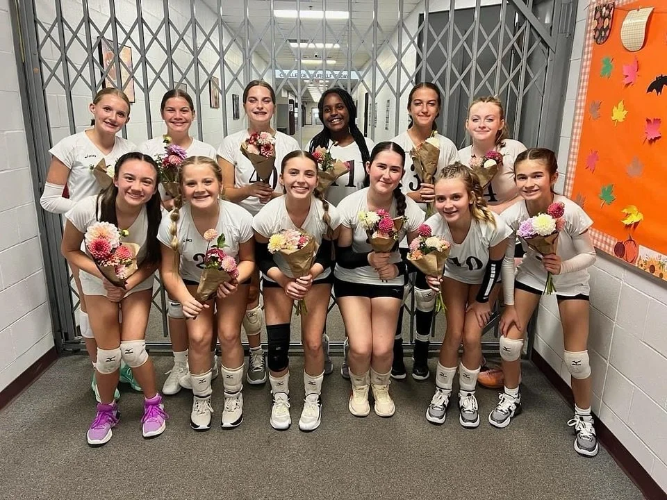 Thank you John Glenn volleyball for supporting our small business 💐💗