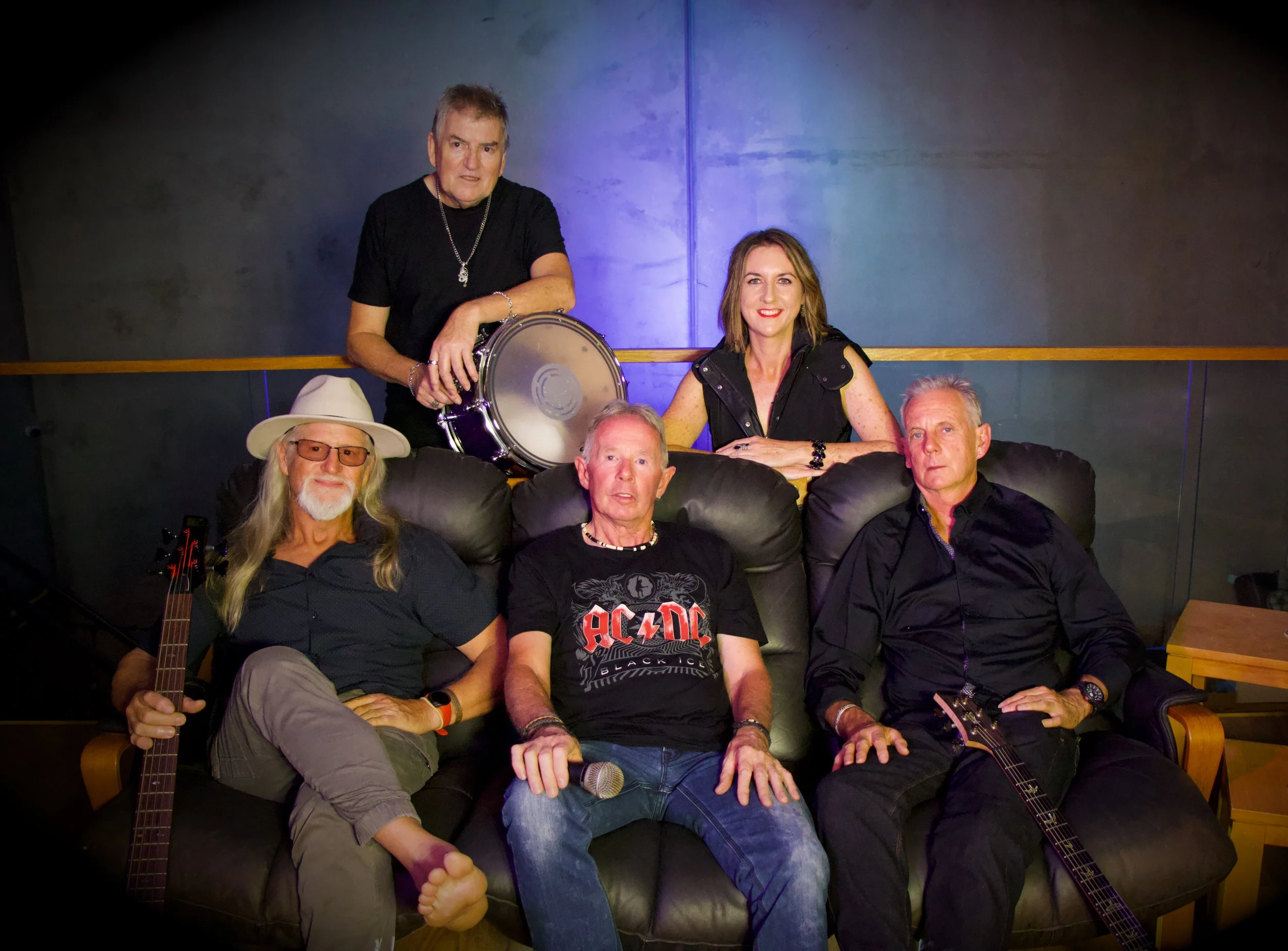 OzRageous at Banana Bender Pub Bike Night