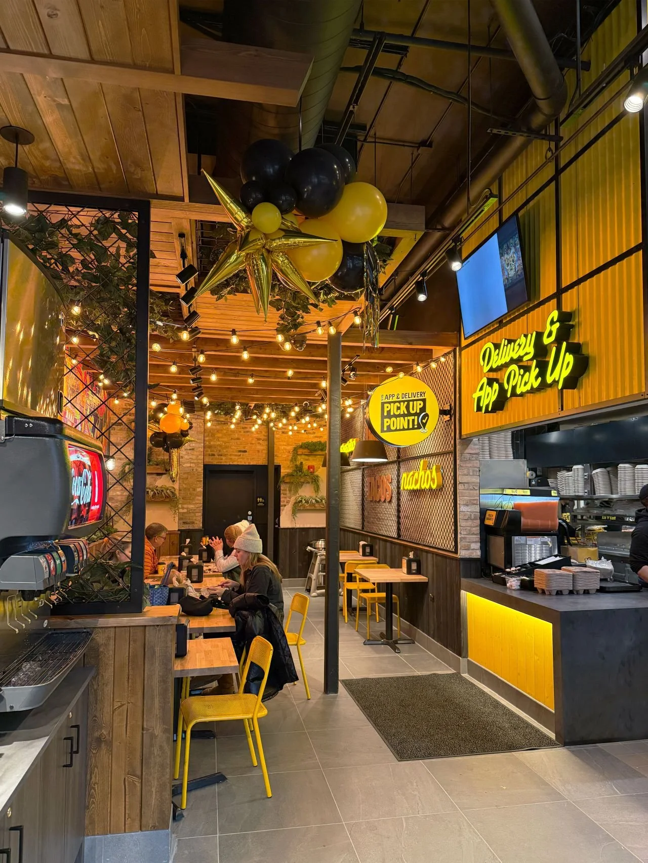 GYG BUCKTOWN - 3.jpg