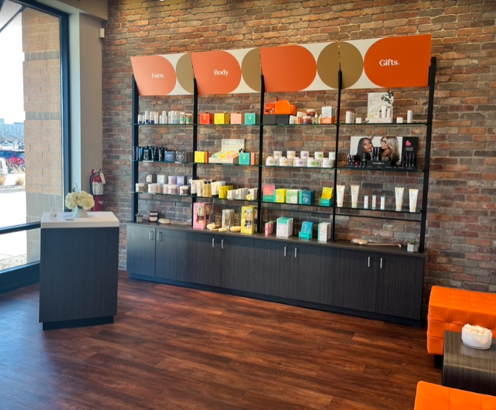 Waxing the City - Mount Prospect - 2.png