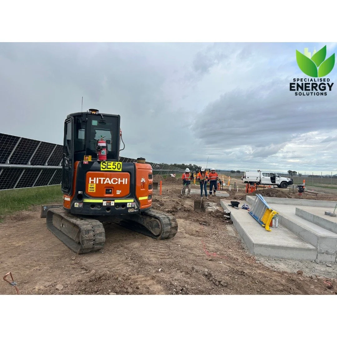 Proud to see our team in action ⚡ 

On-site at one of our solar farm construction projects, our SES supervisors, trades, and apprentices are working side-by-side to deliver another high-quality renewable energy installation.

This project is a great 