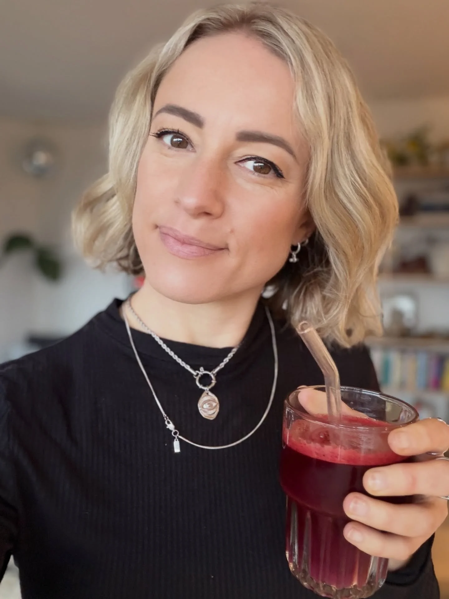 Drinking my grapes and beets like a wellness witch. ✨🍇

Red grapes with seeds are where the magic really is &ndash; that&rsquo;s where you get the potent polyphenols, antioxidants and skin-loving compounds that support your glow, circulation and cel