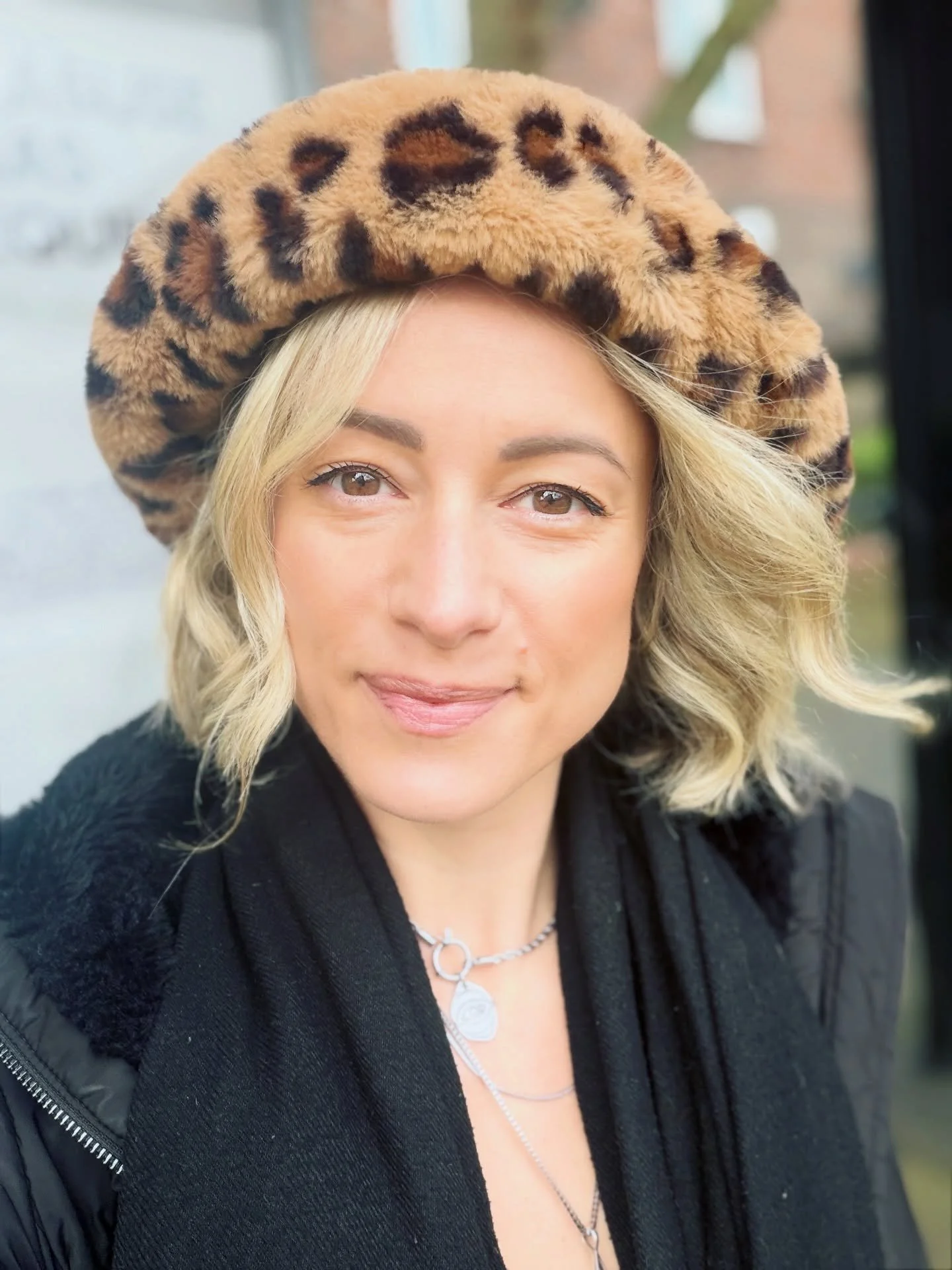 Happy Sunday friends! I&rsquo;m off to the health hub with @thewellnesswaypodcast 

Looking forward to a day of inspiring talks from Dr Sarah Myhill and many others, workshops, and all things natural health! 

So important we empower ourselves with k