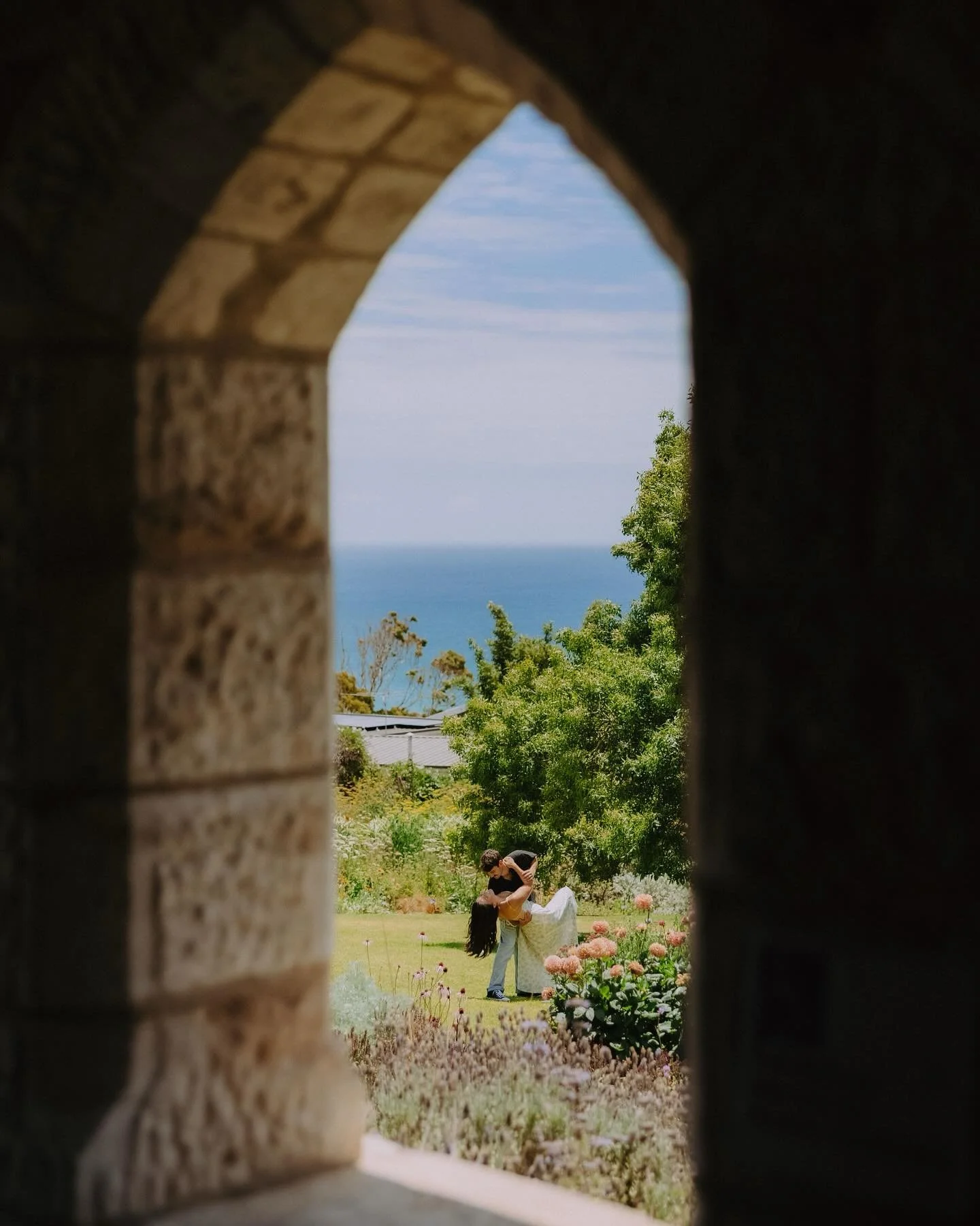 On Sunday I attended my first workshop with @shangriff_photography and had a freakin blast.. if you can&rsquo;t tell from all the slides this post (Sorry not sorry - too many favs) 😍🫶🏼✨
So fun taking a little step back to watch and learn and think