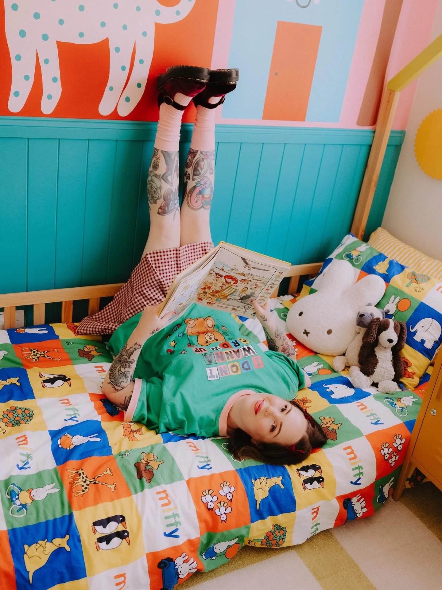 Colour, nostalgia &amp; @cass.danson creations ✨💕🌈🦋🌼