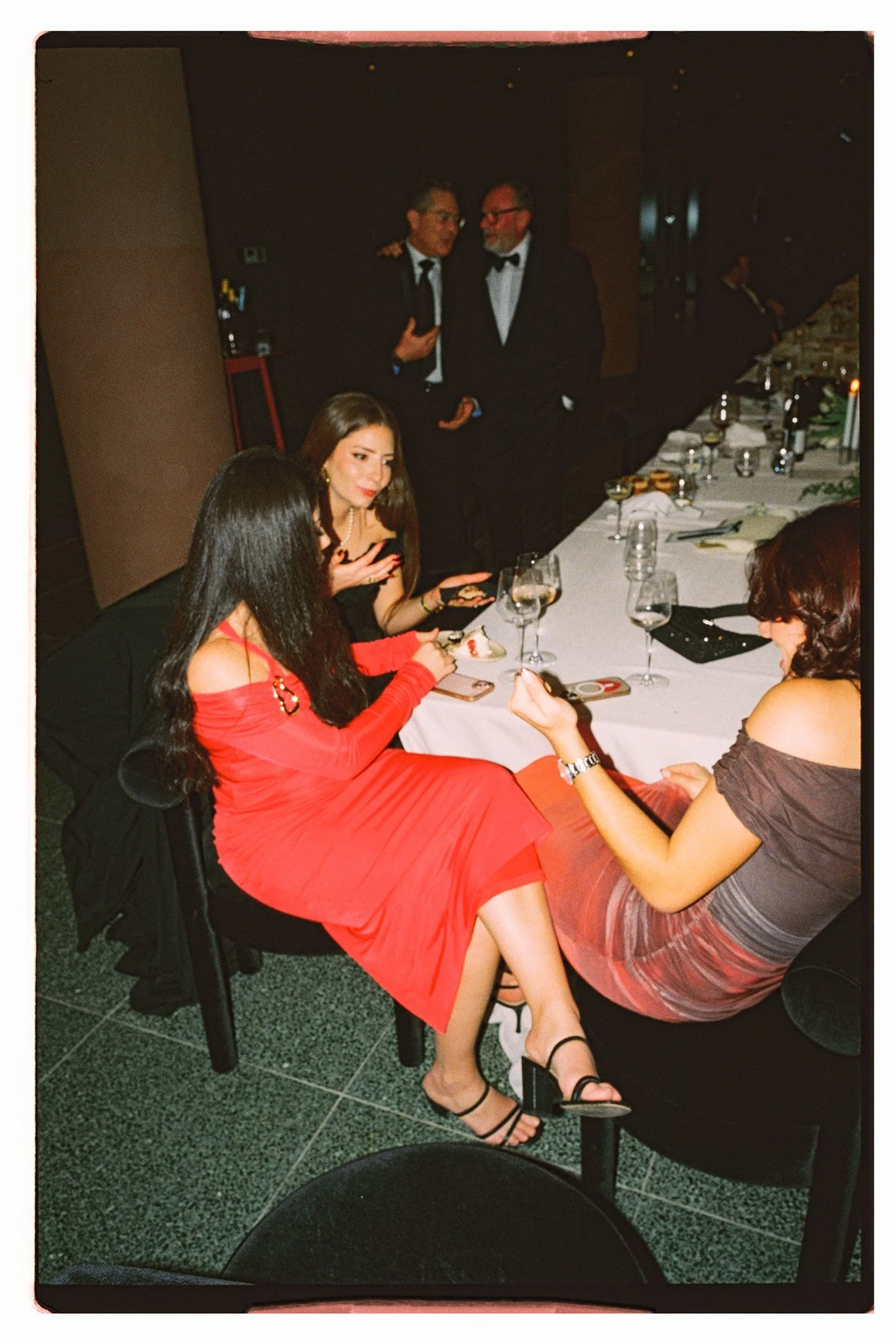 CLUB-GRAIN_20250517_Wedding_Bianca-Tyson_Melbourne-Place_Film-Photography_131.jpg