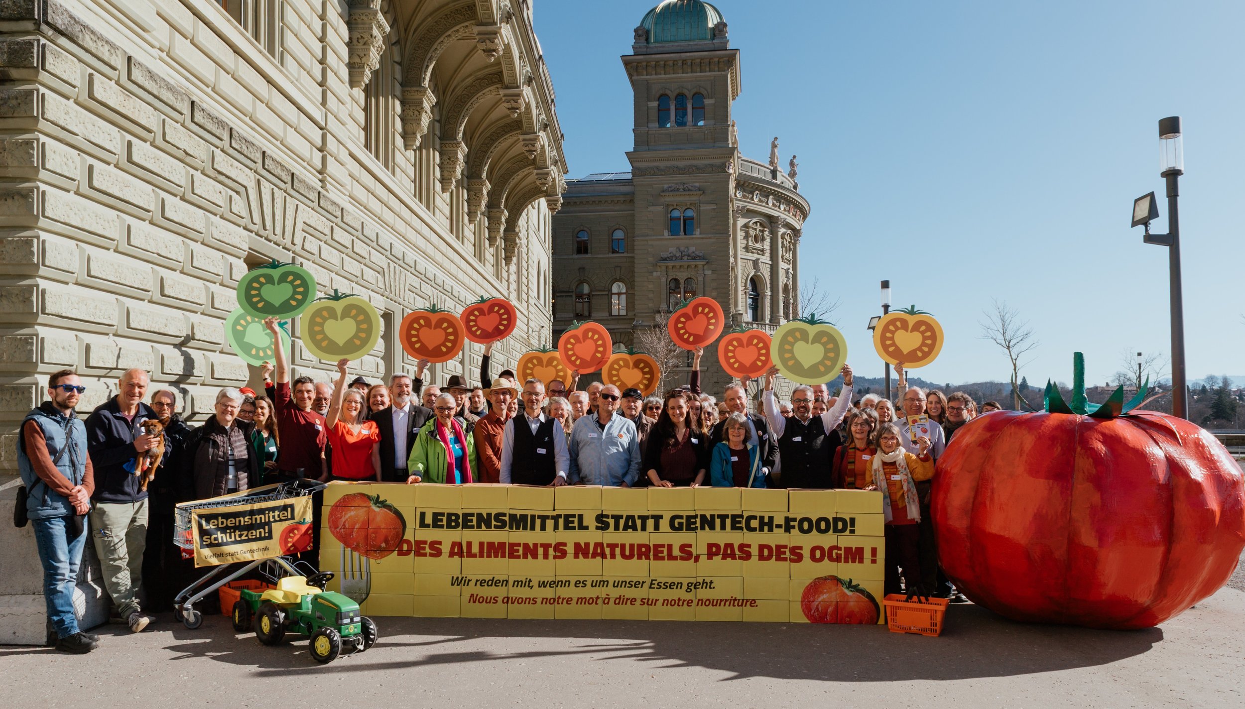 L’initiative pour la protection des aliments a été déposée : un signal clair contre le passe-droit accordé aux multinationales du génie génétique