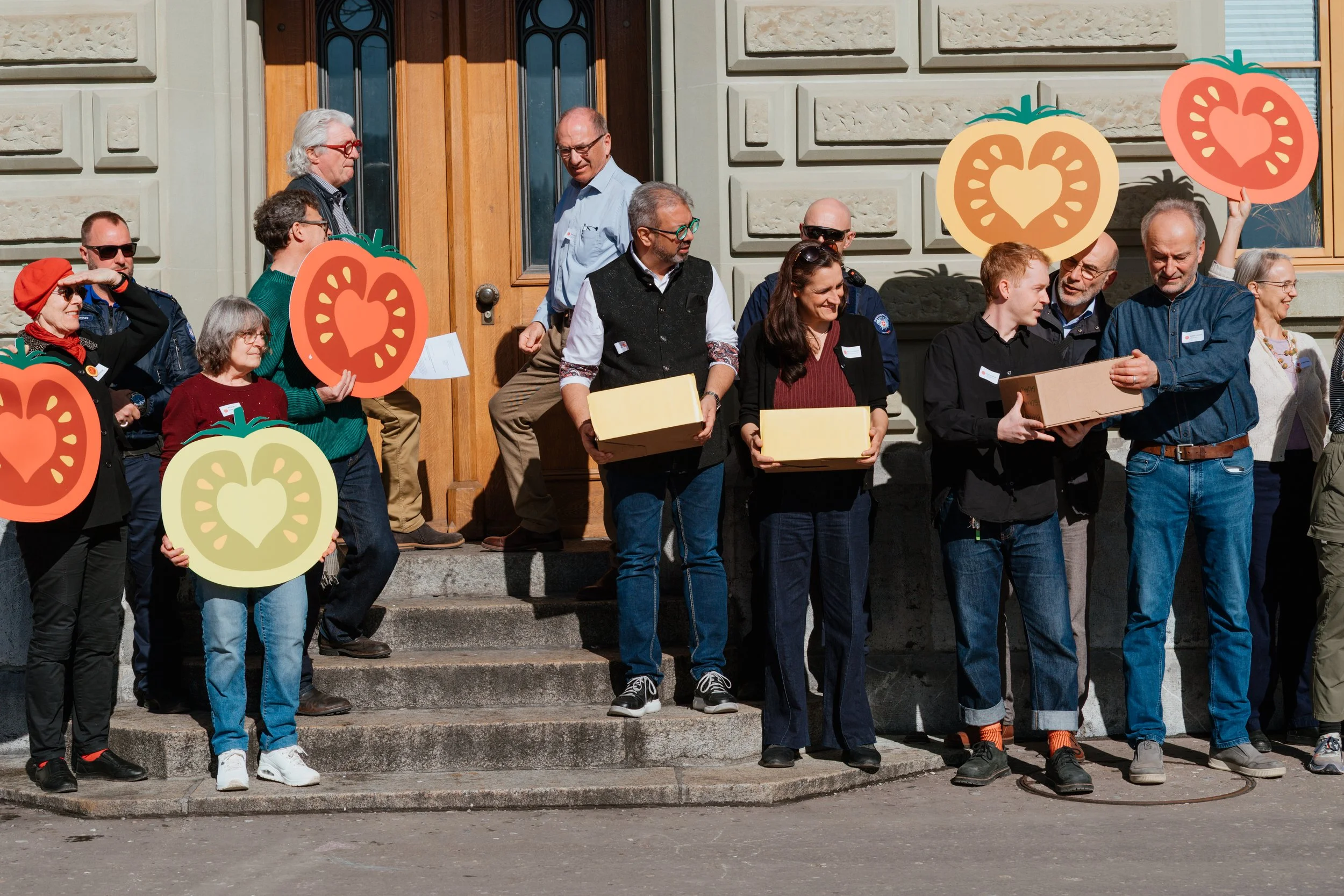Des discours engagés lors du dépôt de l’initiative pour la protection des aliments