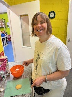 Decorating flower biscuits