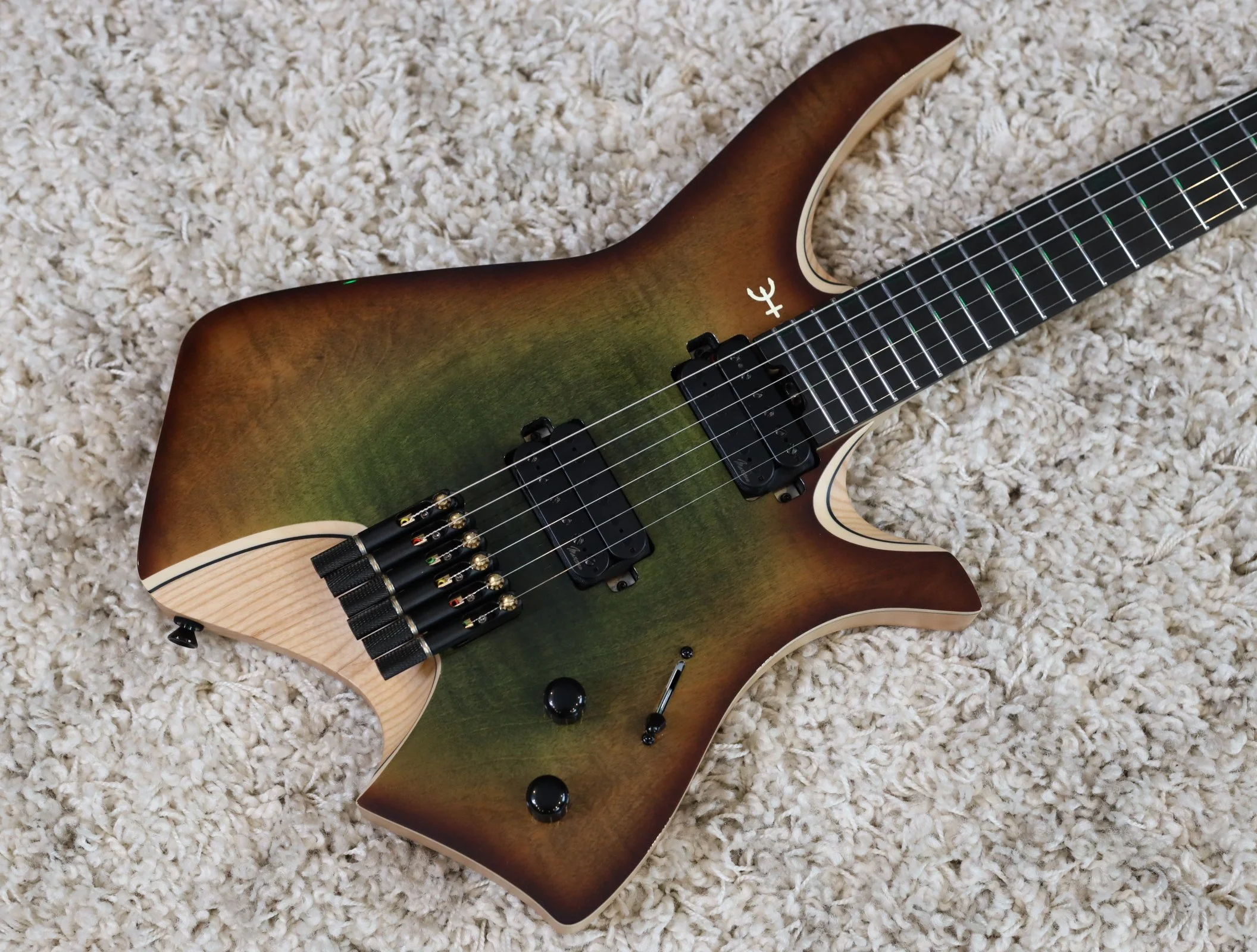 Neptune Meadow Green NE9105