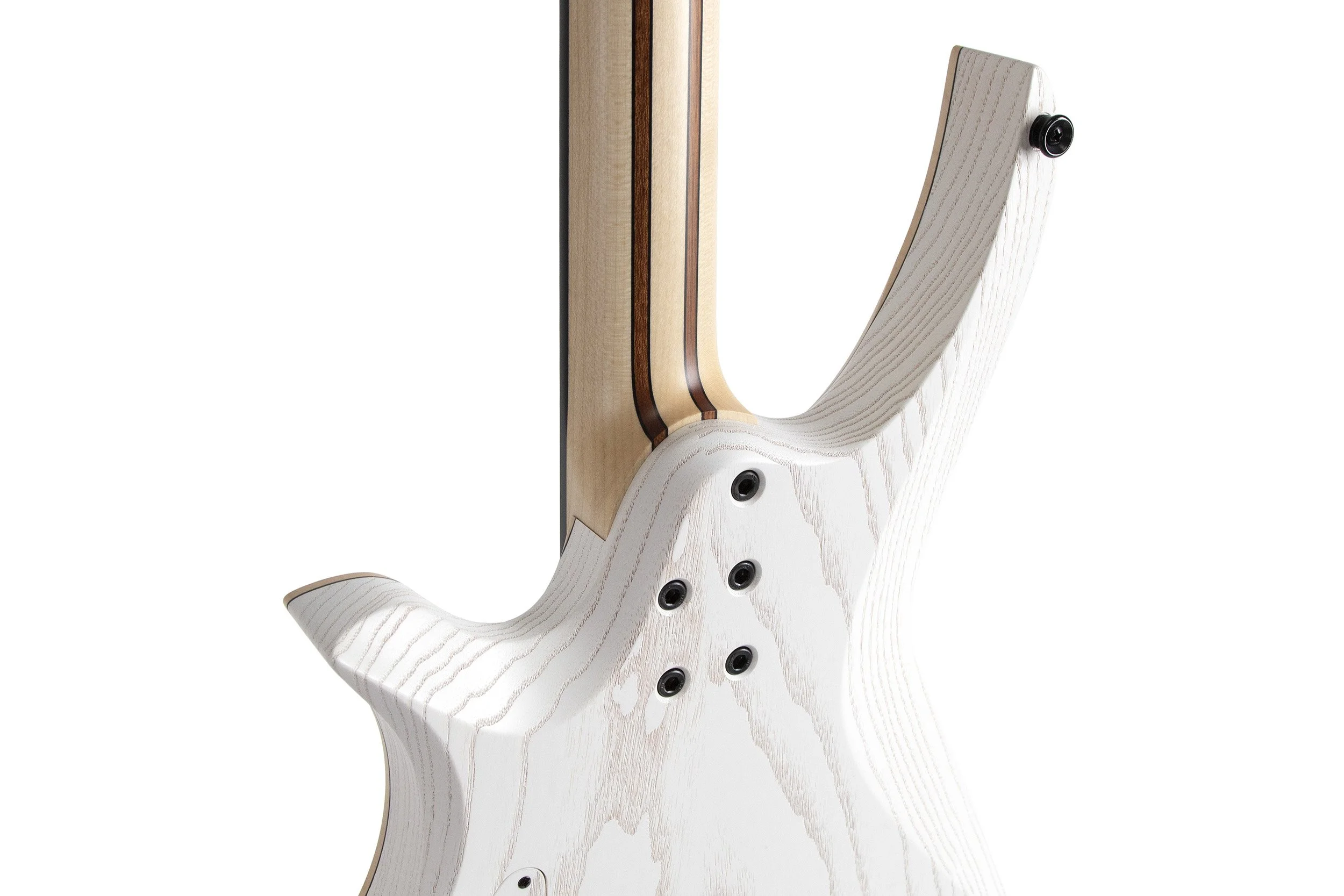 Infinia Neptune NE7506 body back details and neck heel