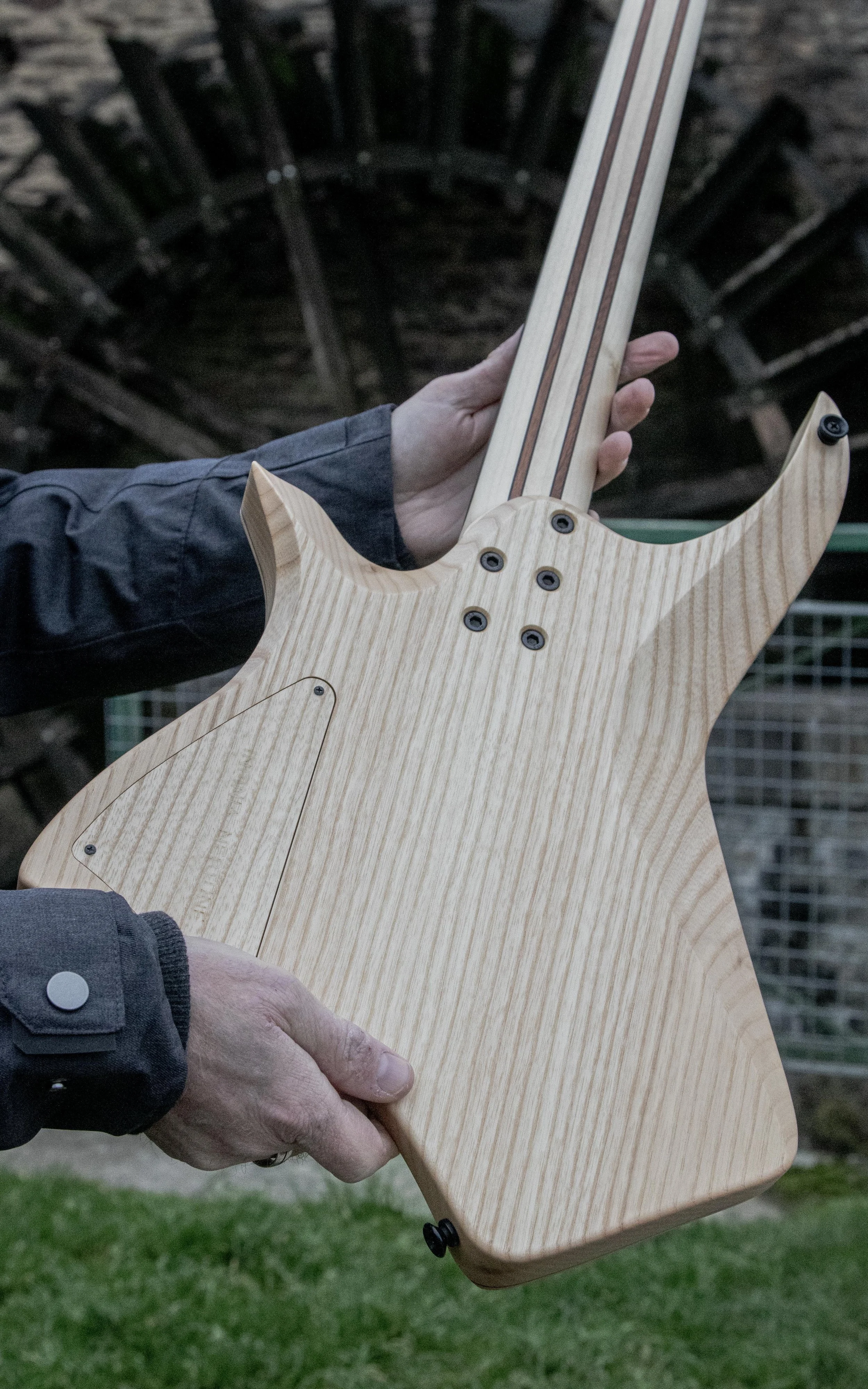 NEPTUNE NE0305 4.JPG