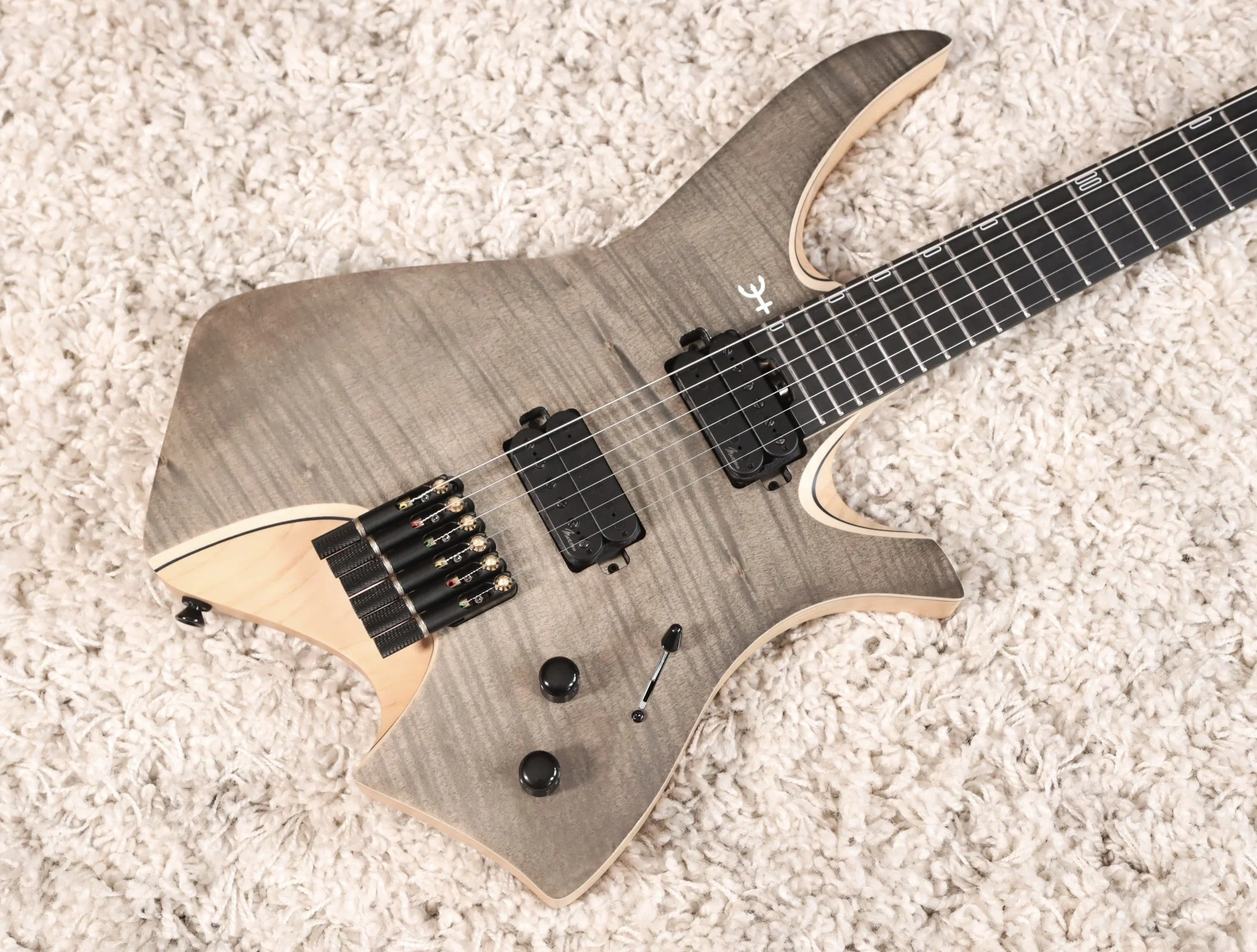 Neptune Obsidian Black NE4105