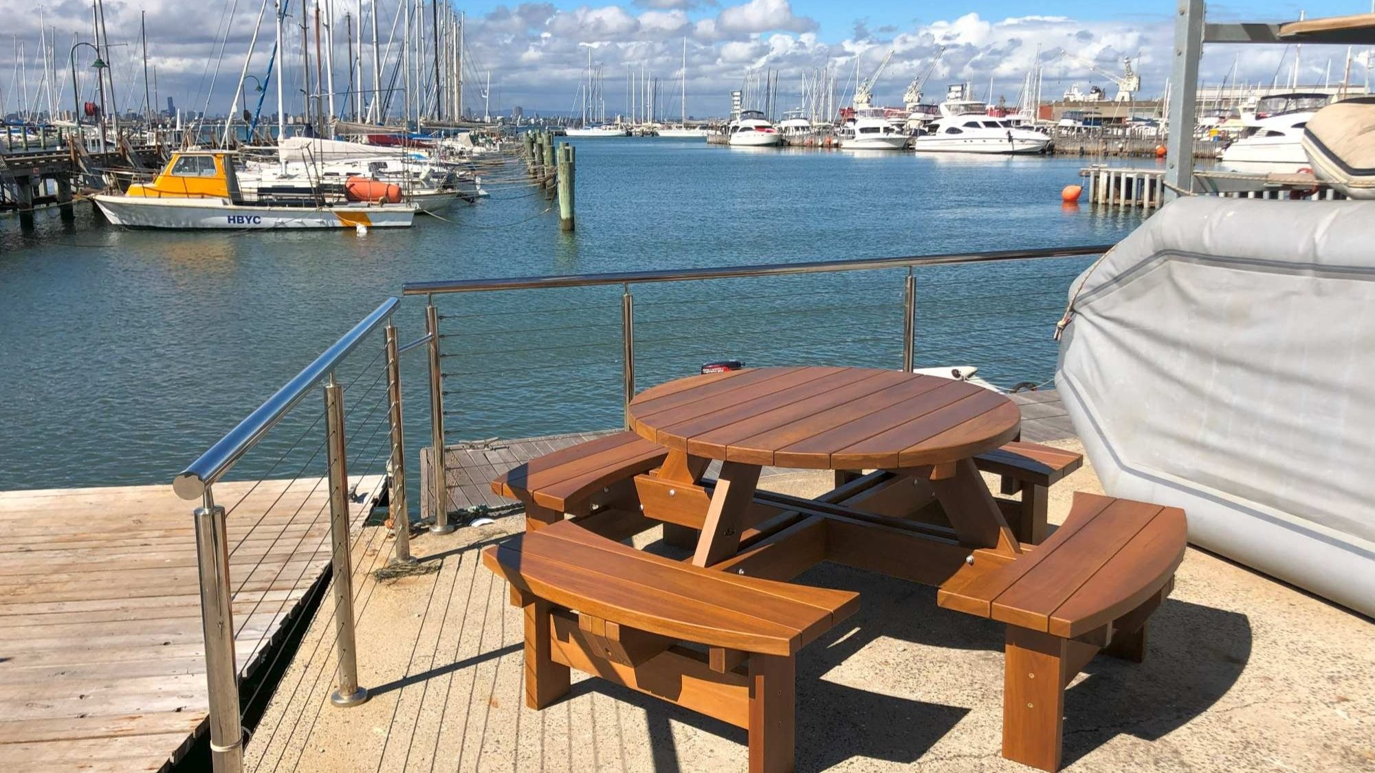 tk-tables-round-picnic-table-7.jpg