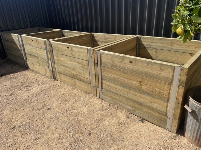 tk-tables-planter-box-treated-pine-6.jpeg