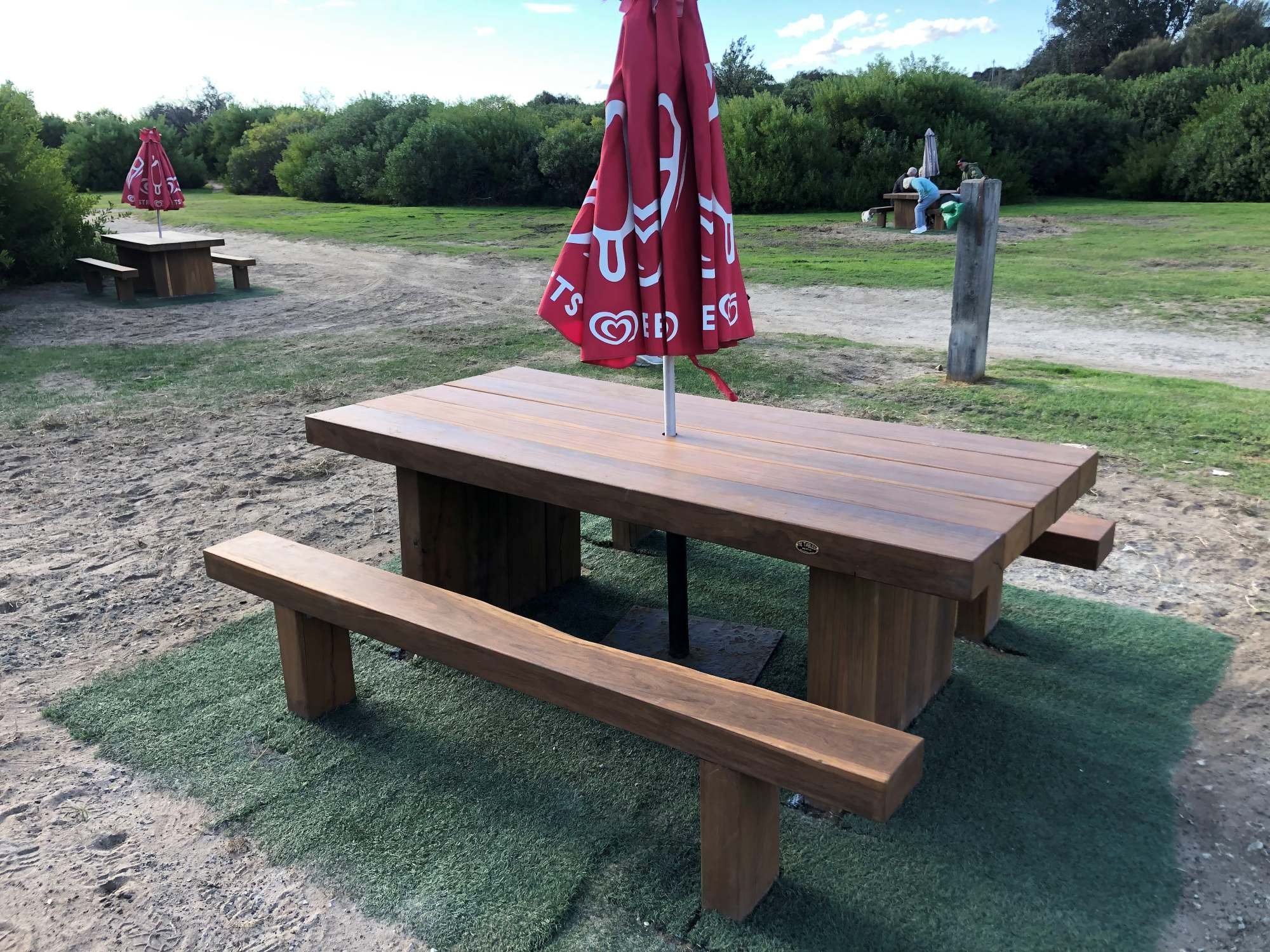 tk-tables-kings-table-rustic-outdoor-furniture-19.jpg