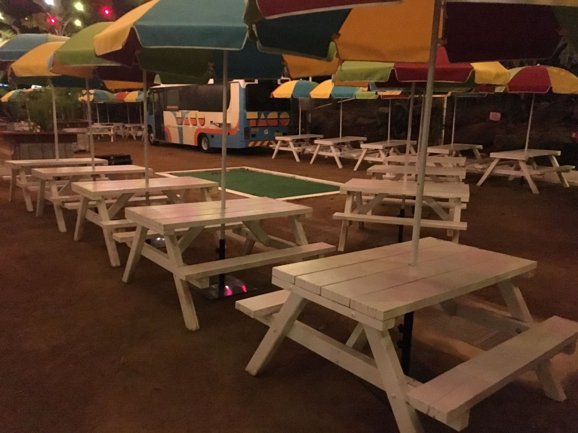 tk-tables-heavy-duty-conventional-picnic-table-7.jpg