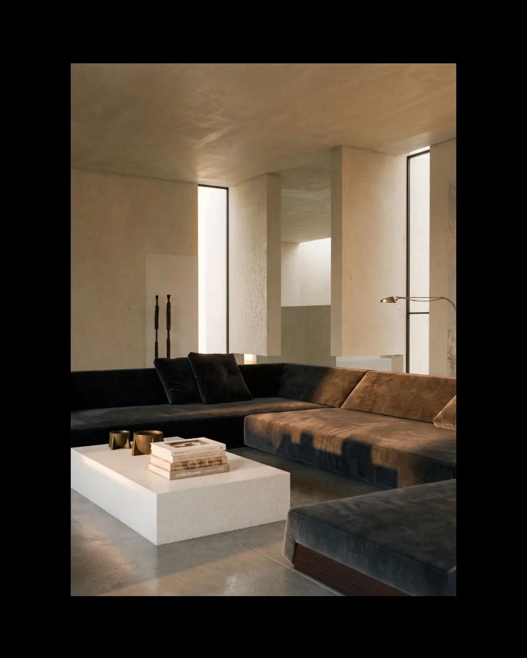 Design exploration 28.07.2026

In our houses we have nooks and corners in which we like to curl up comfortably. Only those who have learned to do so can inhabit with intensity, writes Bachelard.

#_unalinea_ 
#precastconcrete 
#concreteshell 
#concre