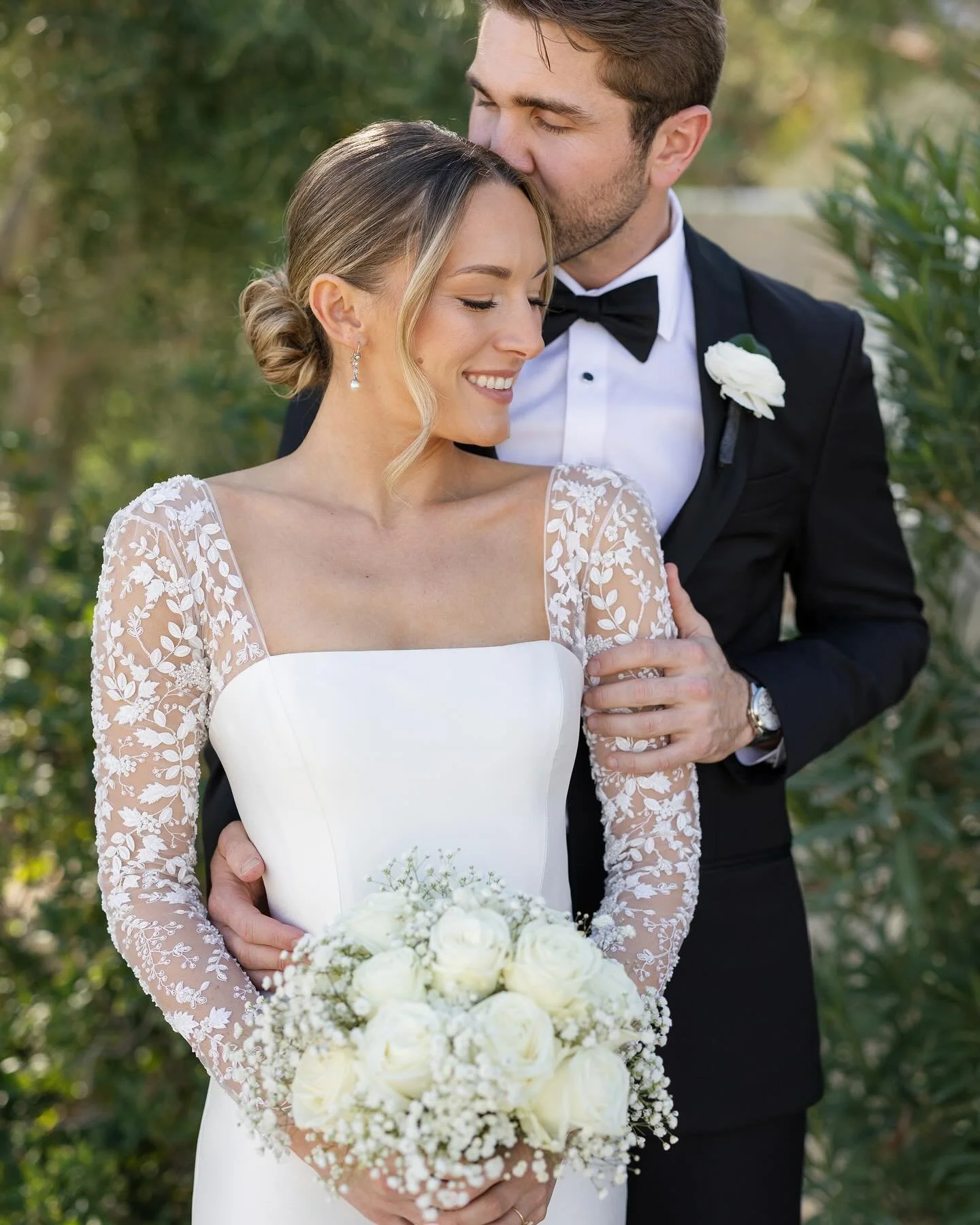 Wedding day prep: ladies are up at 6am, guys are in the pool 30 minutes before go-time. Everyone looks stunning for portraits.

@artisaneventfloraldecor @pgawestweddingsandevents @nancyaartistry @sigpartyrentals @luckydevilsband @classicphotobooths @
