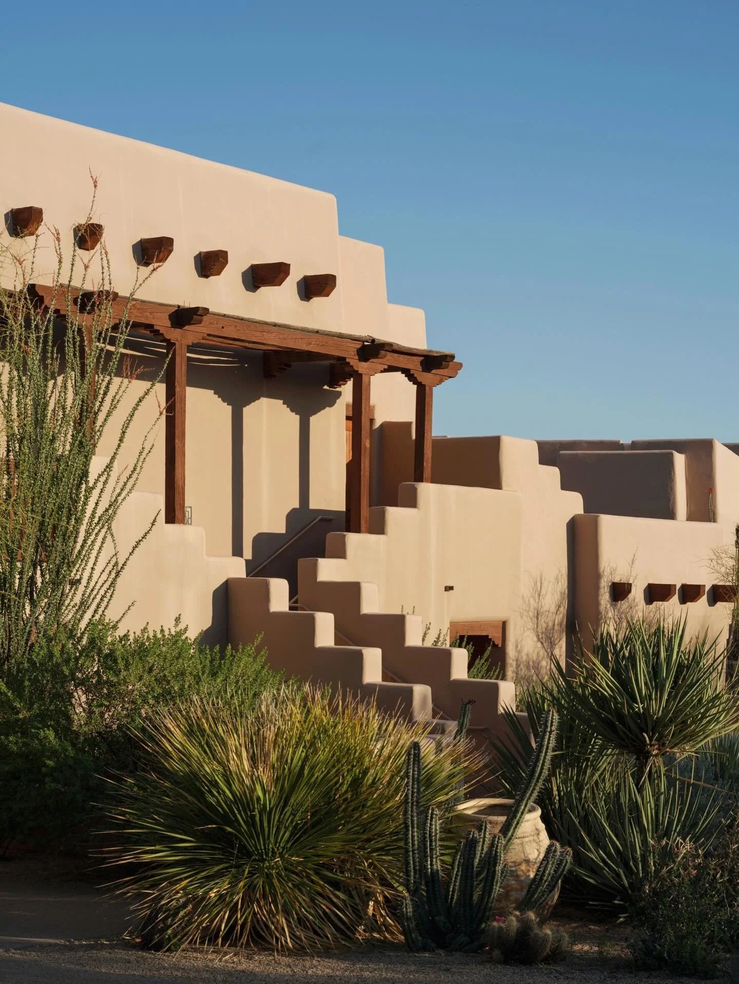 Adobe Sunset, Scottsdale, Arizona 2025. New sets of Inyeon Studio postcards available now, link bio.