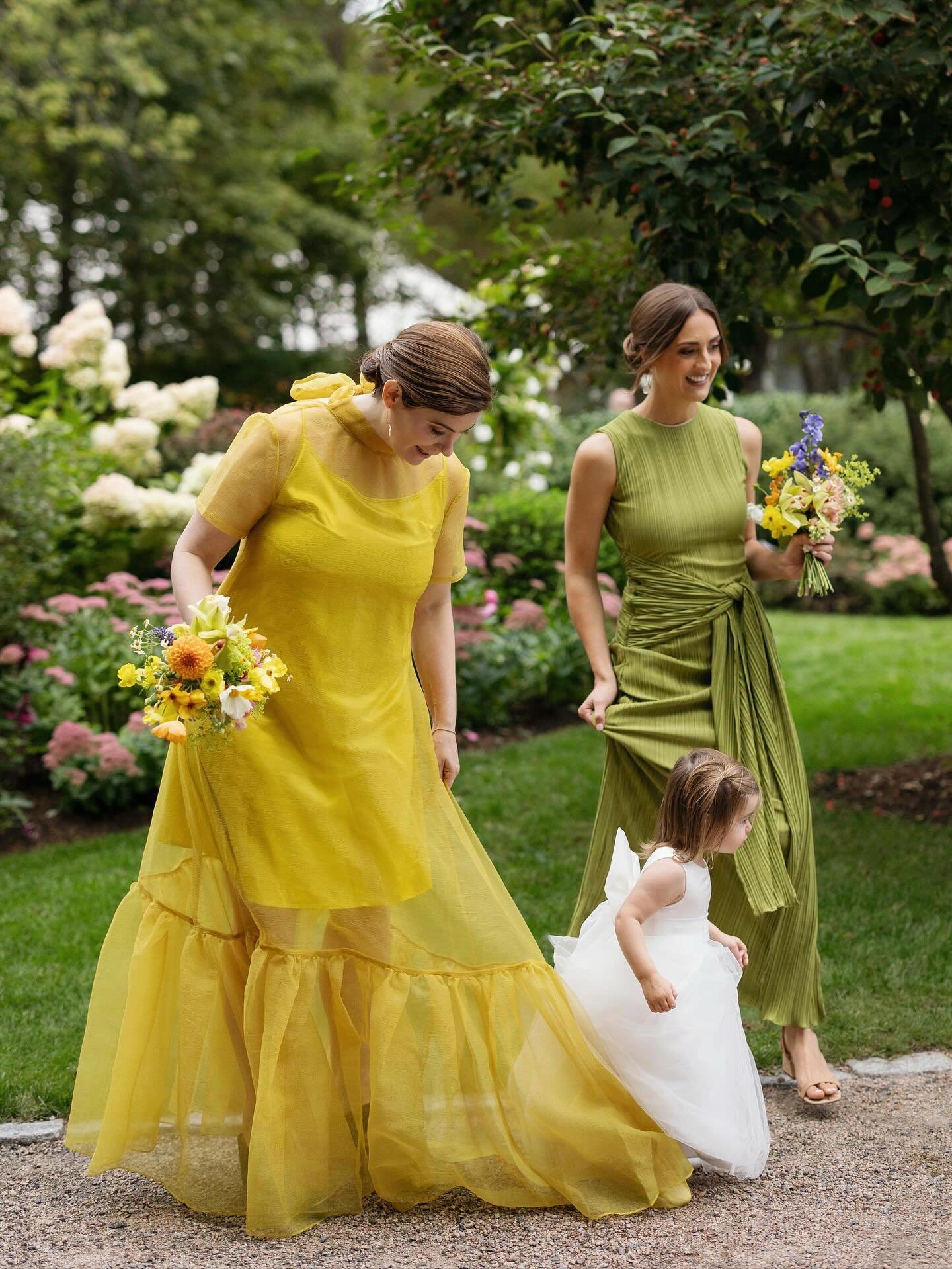 Crafting legacy from celebration to album

@marreroevents @thewhiteapron @whitemossandtwigs @michellemears @thesultans @demiche @christinecornellbridaldresser @griffingriffinlighting @unitedsiteservices @c2vehicles @espresso_dave @sweetbicecreamcart 