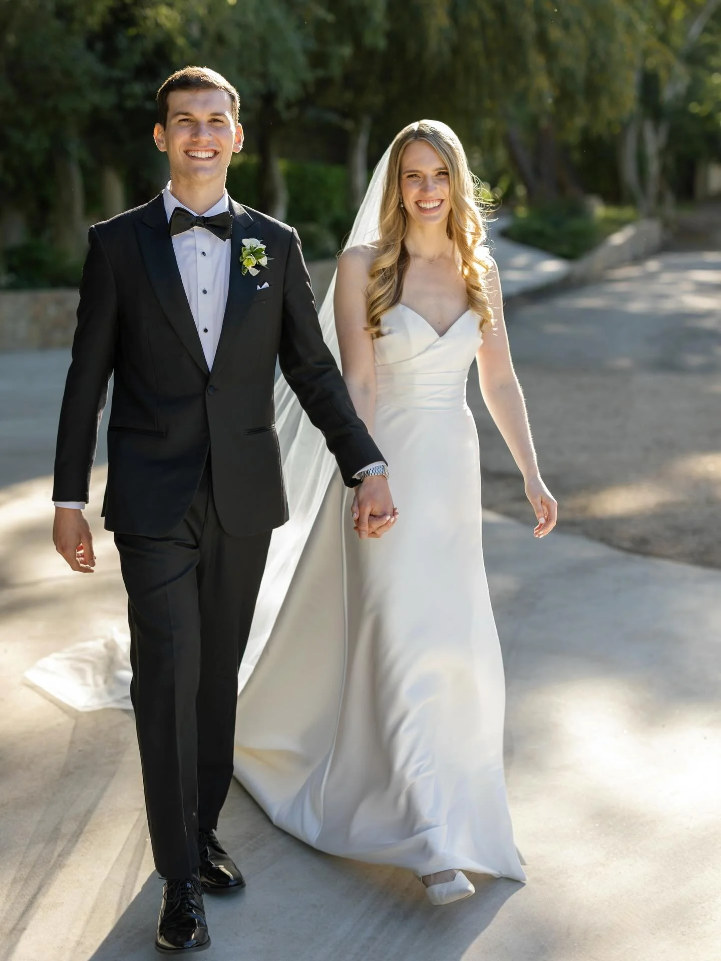 We love a carousel because it can tell a story. It can encompass the full range of what a wedding is: family, guests, fashion, design, choreographed and unexpected moments, a wide gamut of sensory experiences, joy. But this one&rsquo;s all about the 