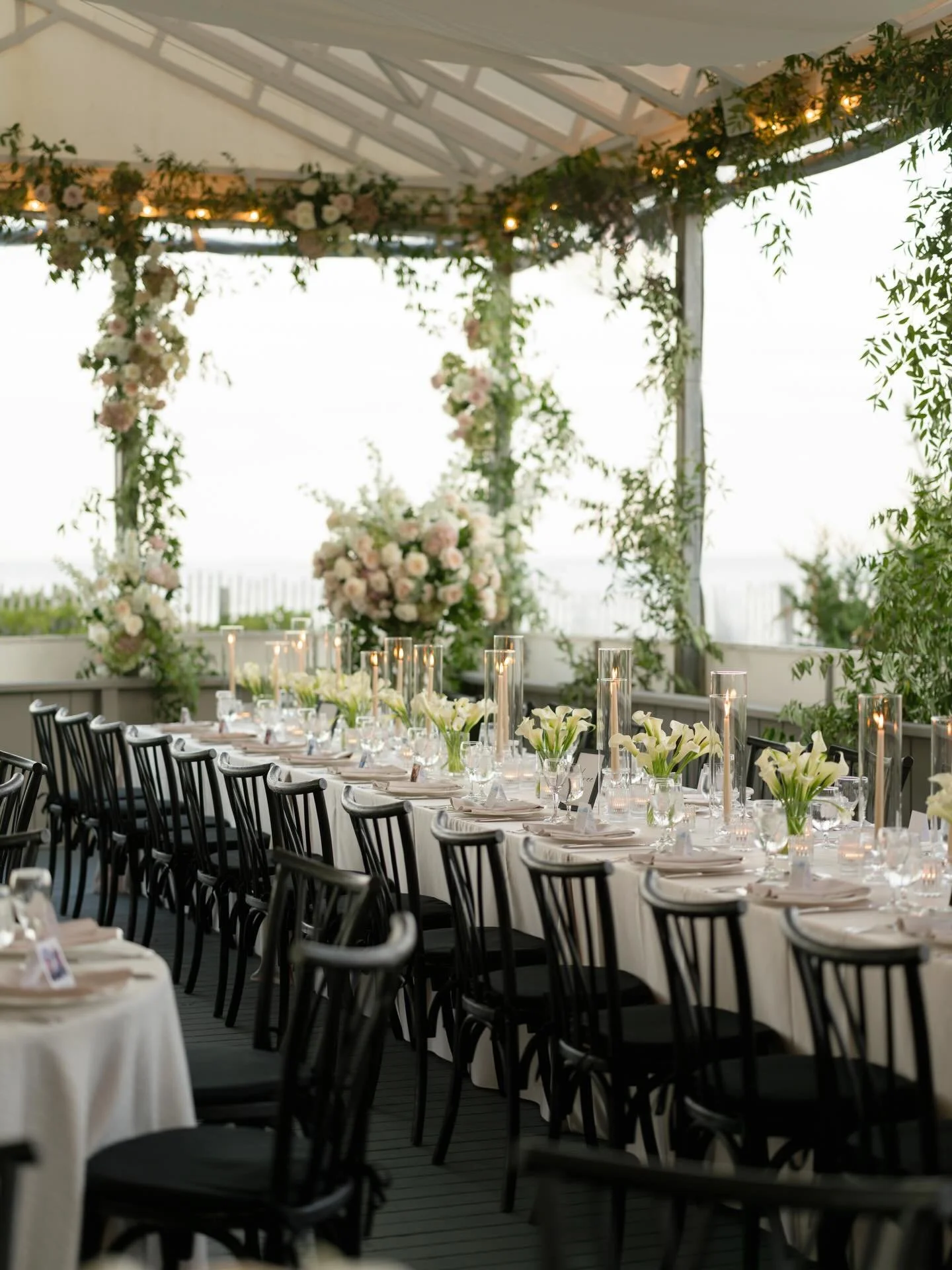 Dreaming of late summer on the Cape.

PLANNING &amp; DESIGN @jessicahennesseyweddings
VENUE @theclubatnewseabury
FLORAL @stoneblossom
PHOTO @danforthneal of @forma_mgmt
VIDEO @jonnyhavens
HAIR @mybighairday
MAKEUP @facesbyclara
LIGHTING @ryandesignsr